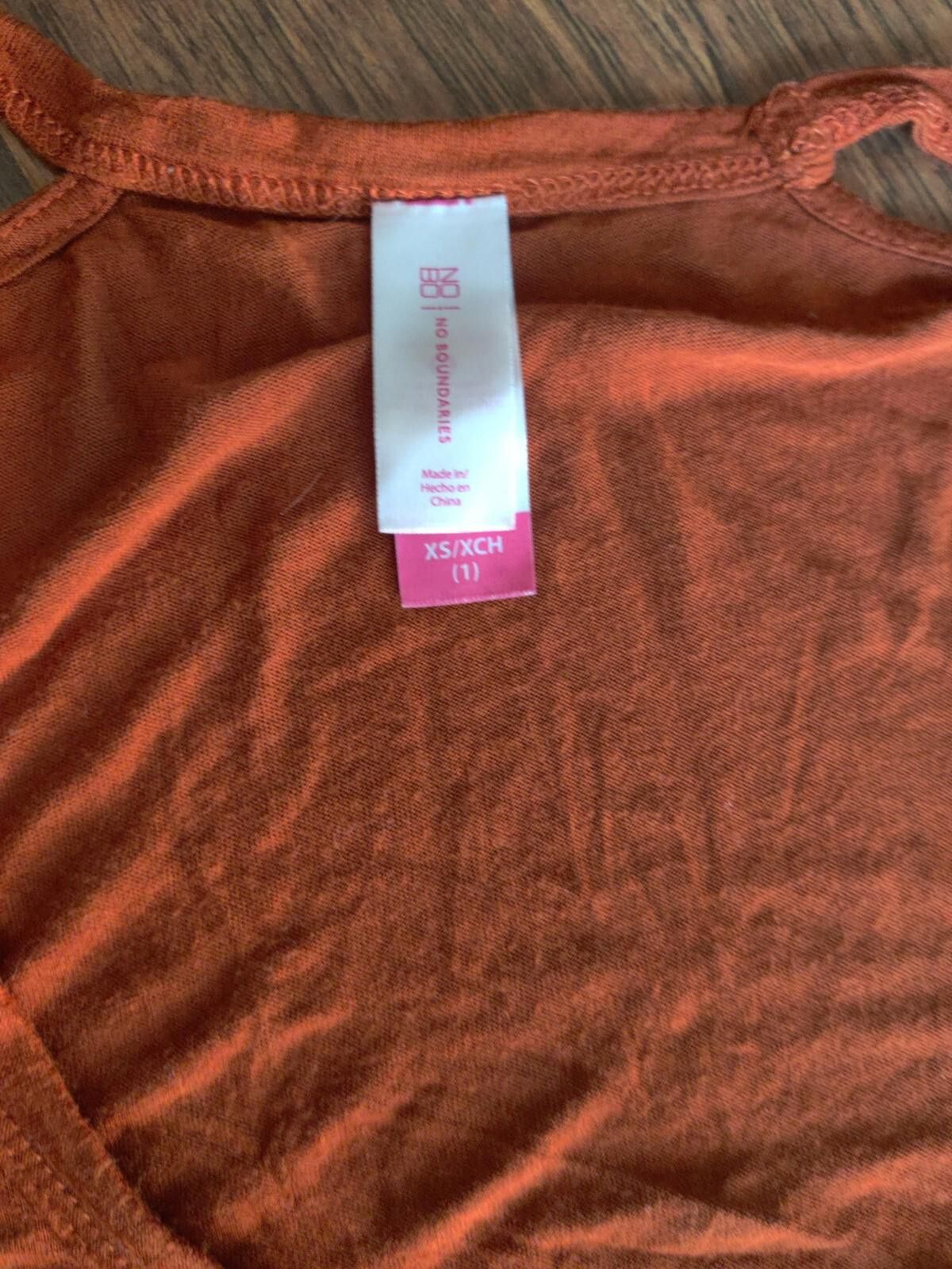 Other Lot Of 2 Shirts Tops Womens Size XS Universal Threads & No B Size XS / US 0-2 / IT 36-38 - 8 Thumbnail