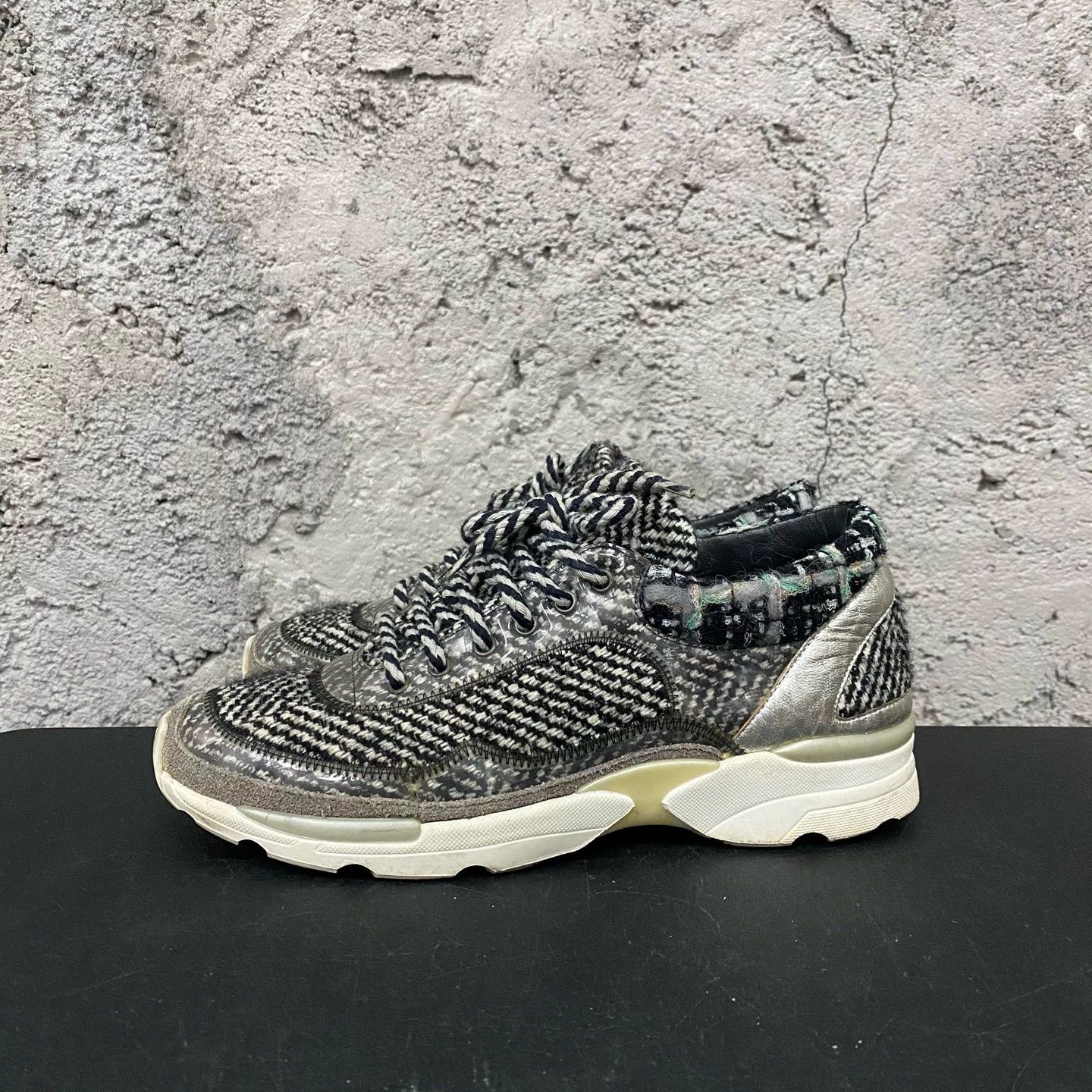Chanel Chanel Women's Size 36 Sneakers Size US 5.5 / IT 35.5 - 2 Thumbnail