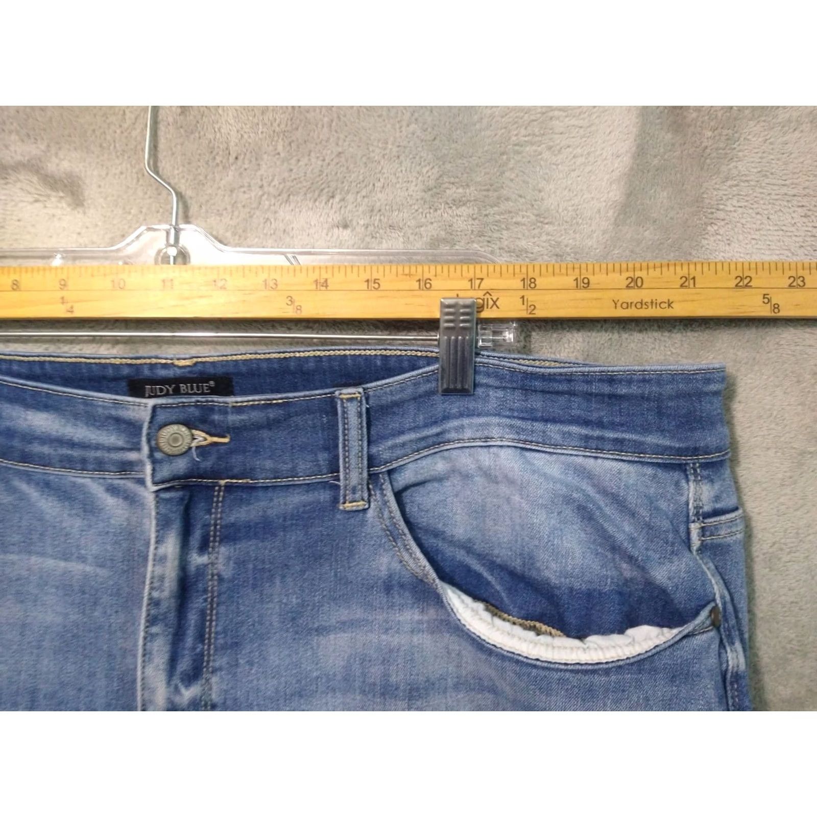 Vintage Judy Blue Jeans Womens 24W Denim Relaxed Fit High Rise Medium Wash Stretch Jeans Size 42" / US 20 - 3 Thumbnail