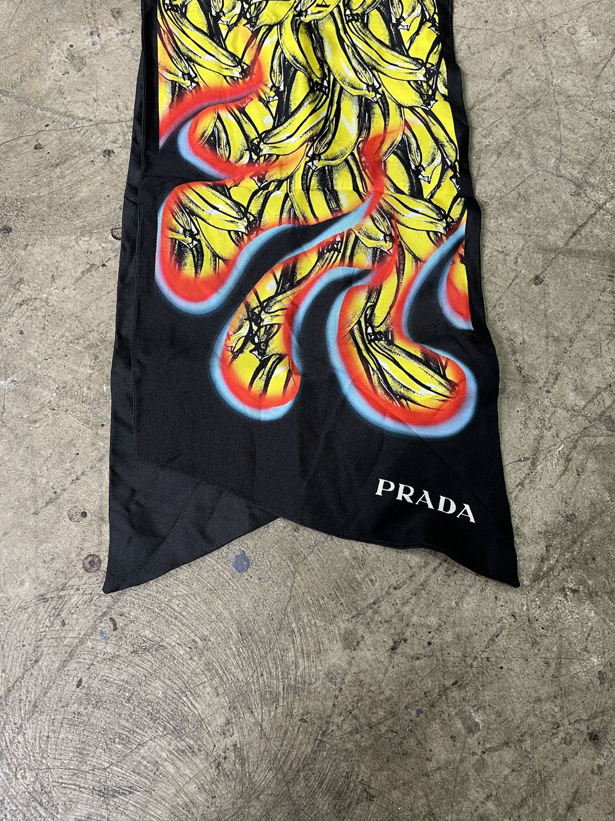 Prada Prada Bananas Printed Silk Scarf (unisex) Size ONE SIZE - 6 Thumbnail