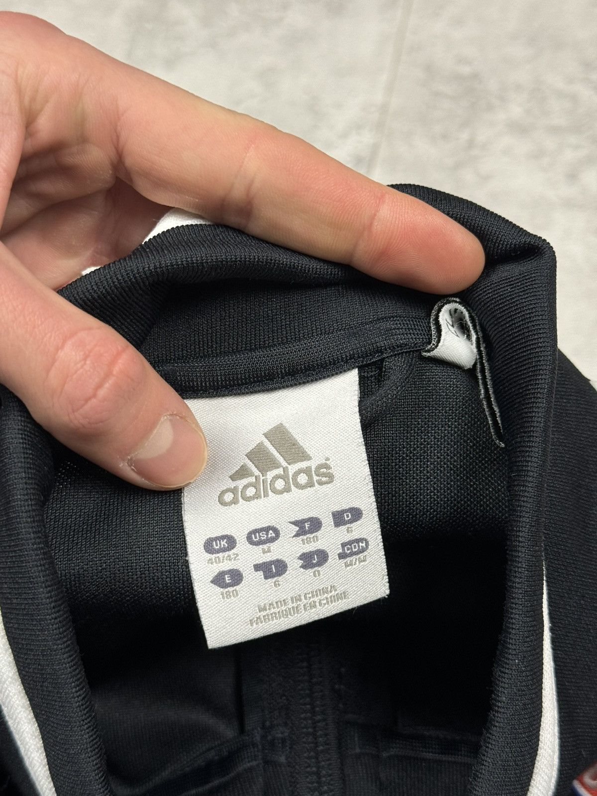 Adidas Vintage Adidas Bayern Munchen 2012 Track Jacket Size M Size US M / EU 48-50 / 2 - 15 Thumbnail
