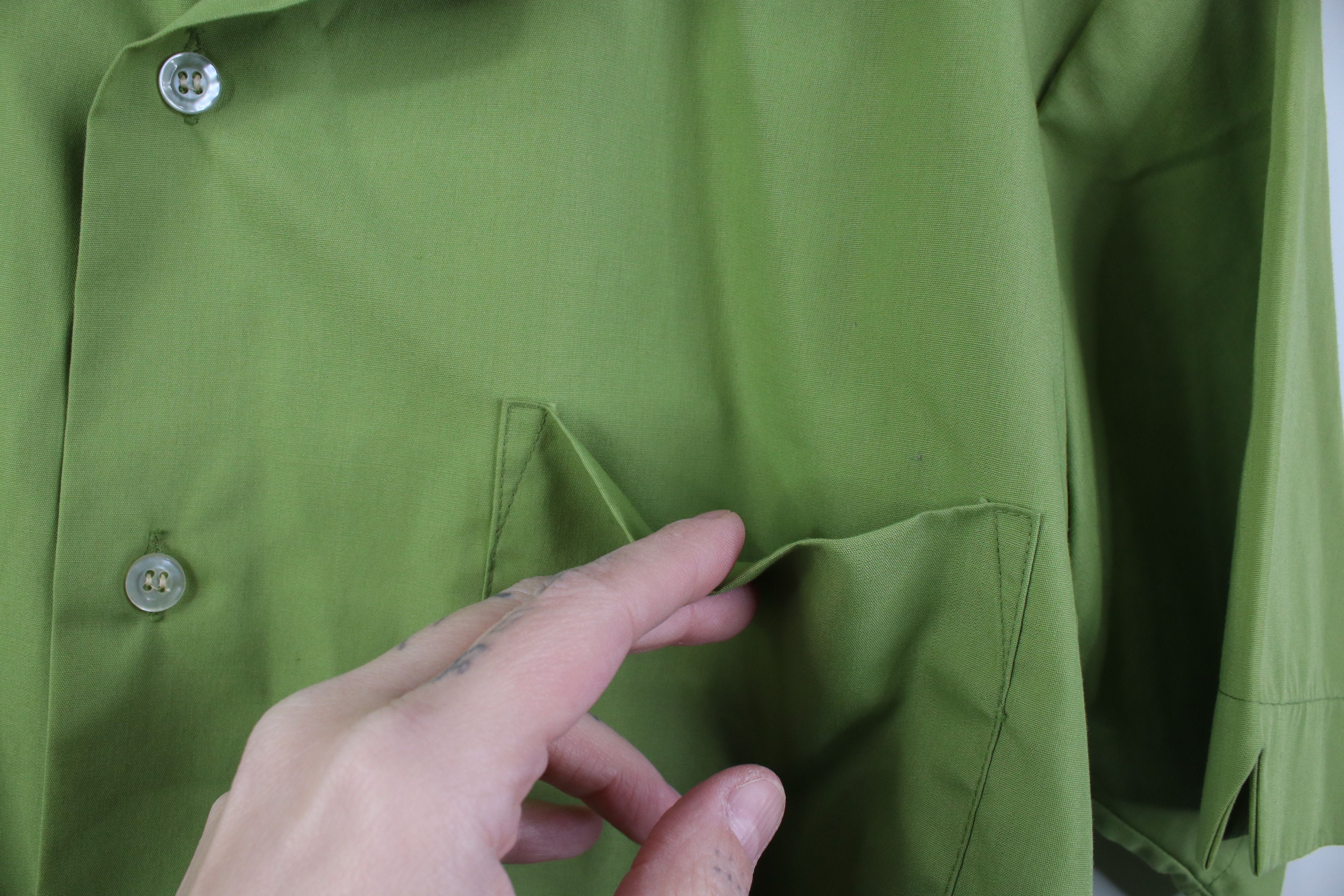 Vintage Vintage 70s Streetwear Short Sleeve Button Shirt Green Size US M / EU 48-50 / 2 - 7 Thumbnail