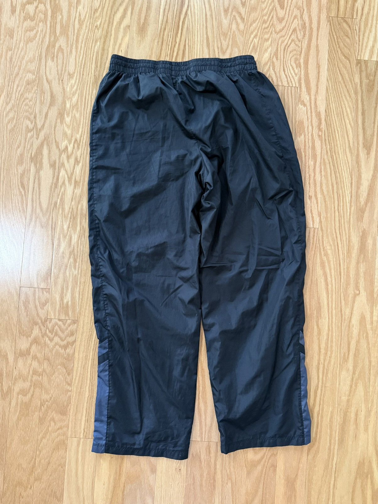 Starter Starter Black Track Baggy Pants Windbreaker Nylon Athletic Size US 32 / EU 48 - 2 Thumbnail