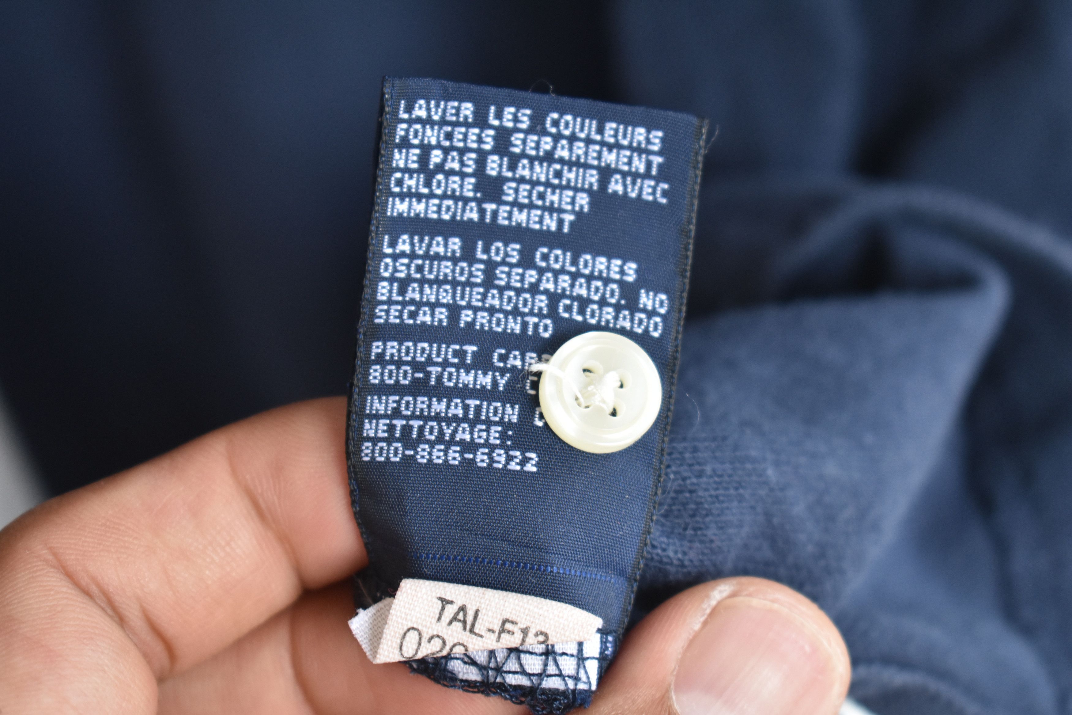 Tommy Hilfiger × Vintage Vintage Tommy Hilfiger Multicolour Stripe Polo A078 Size US L / EU 52-54 / 3 - 5 Thumbnail