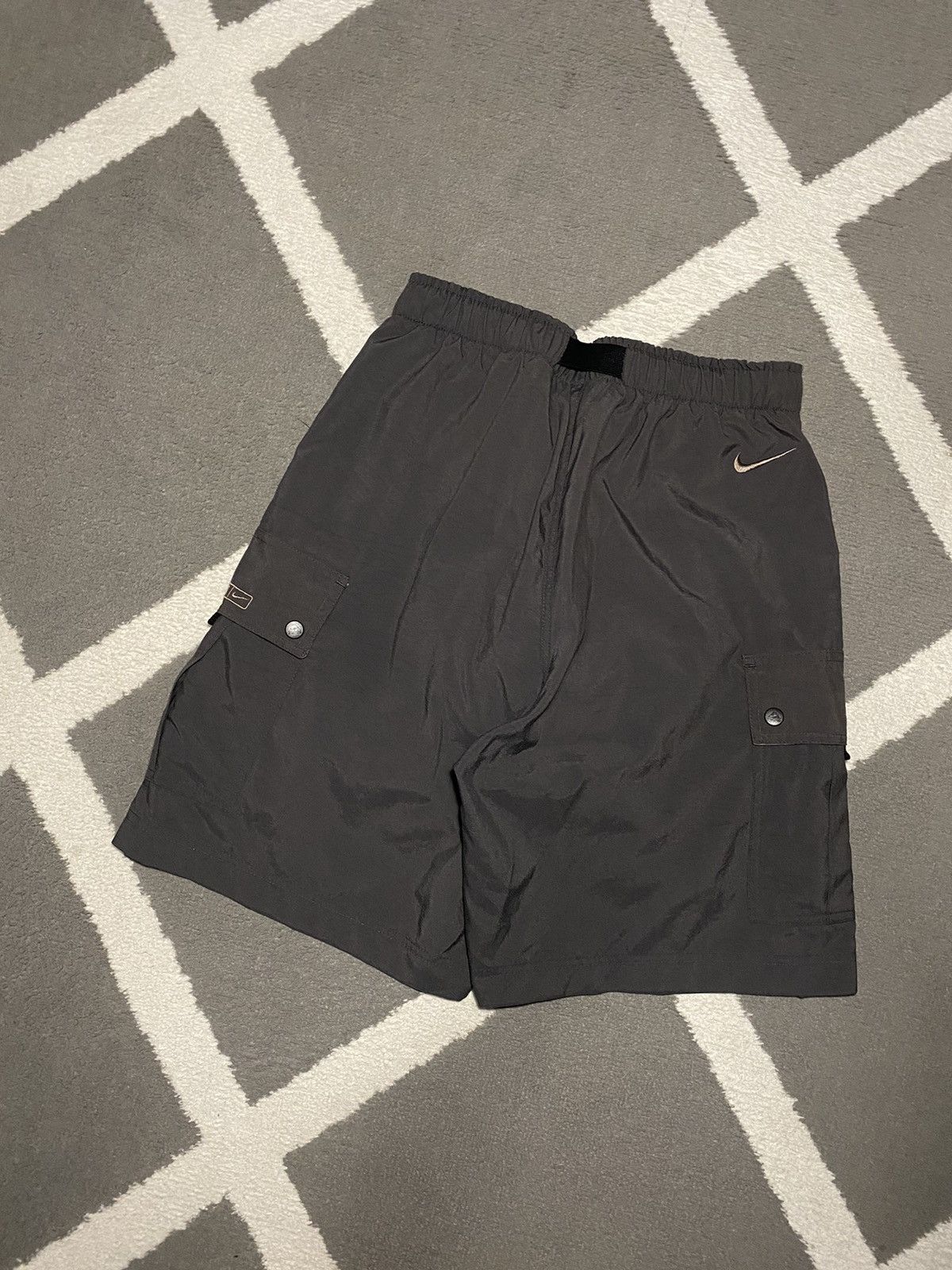Nike Vintage Nike ACG Cargo Shorts with cycling pants Size US 32 / EU 48 - 2 Thumbnail