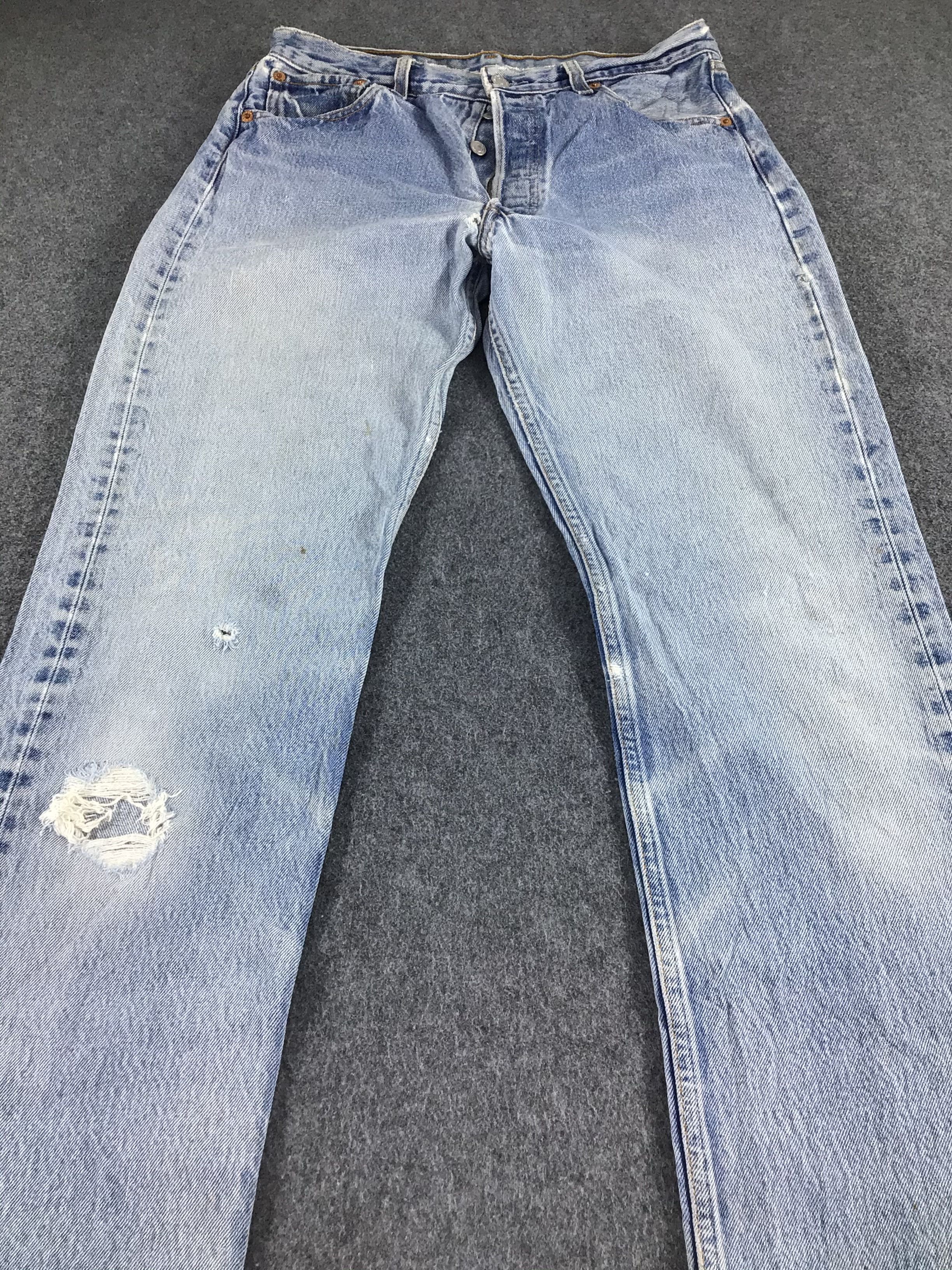 Levi's Vintage Levis 501xx Jeans Faded Blue Distressed Denim -J407 Size US 30 / EU 46 - 3 Thumbnail