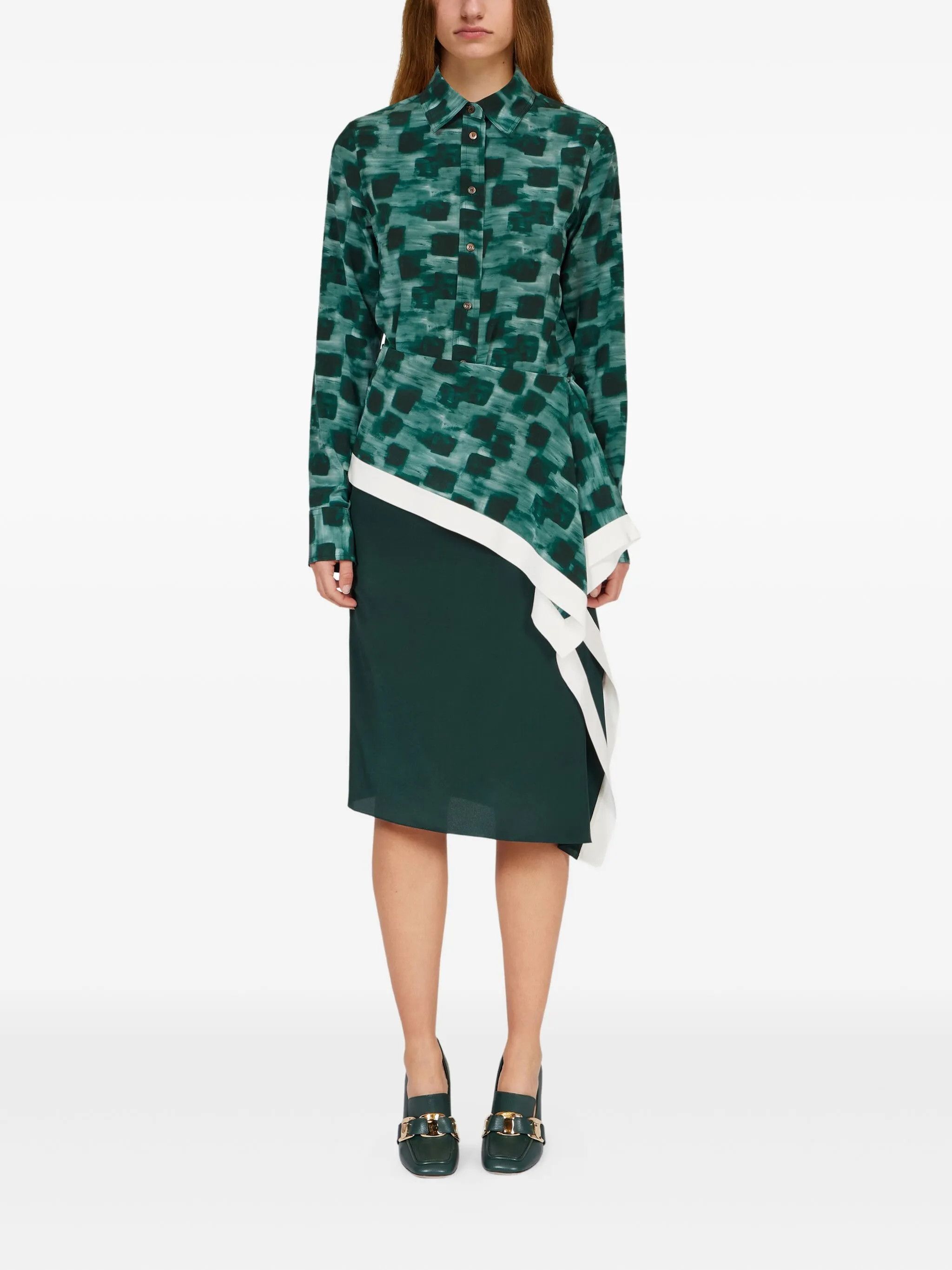Salvatore Ferragamo o1s1rm0526 Silk Asymmetric Skirt in Green Size 28" / US 6 / IT 42 - 2 Thumbnail