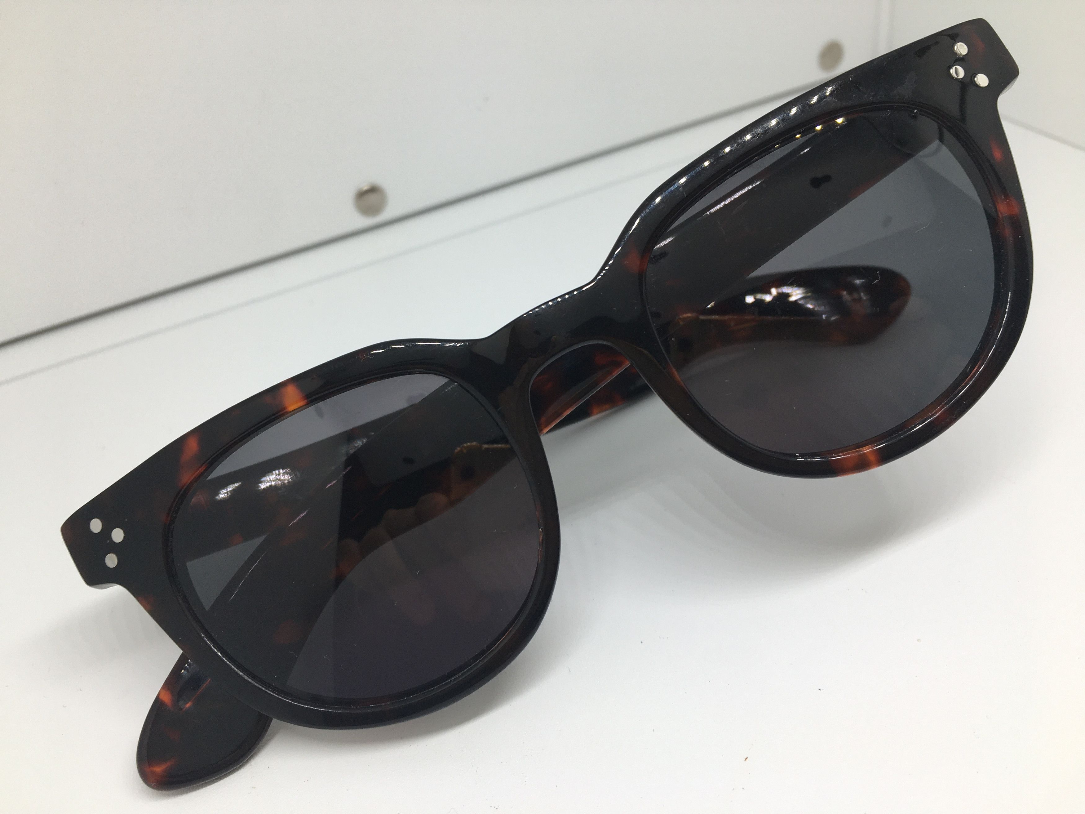 Vintage Handmade Tortoise Acetate Sunglasses Frame Size ONE SIZE - 5 Thumbnail