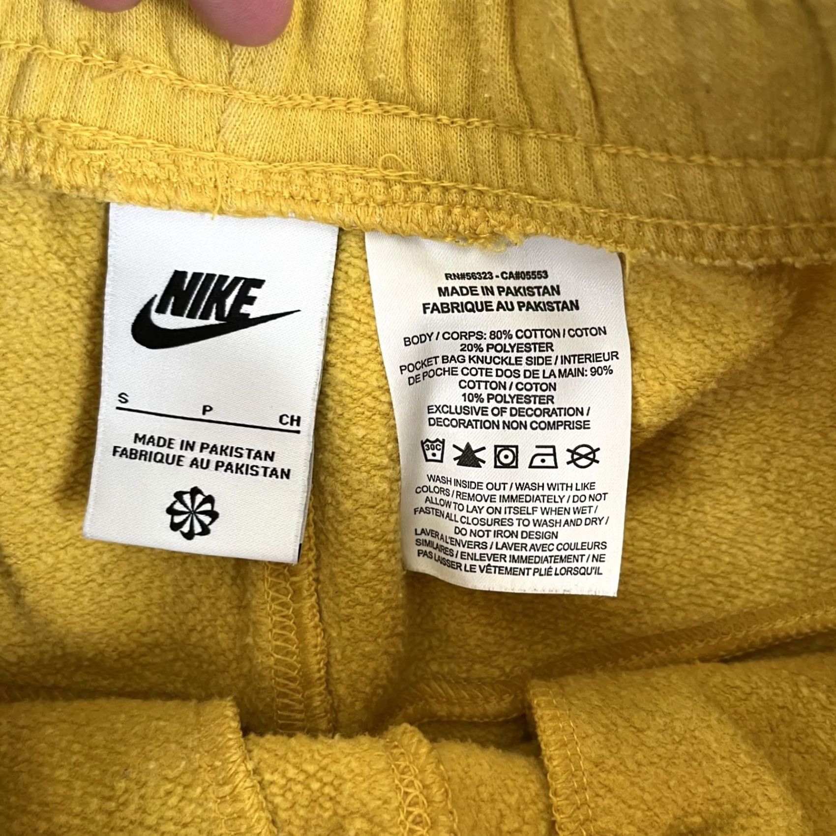 Nike Nike Mens Athletic Shorts Small Yellow Swoosh Fleece Gym Running Y2K Size US 29 - 7 Thumbnail