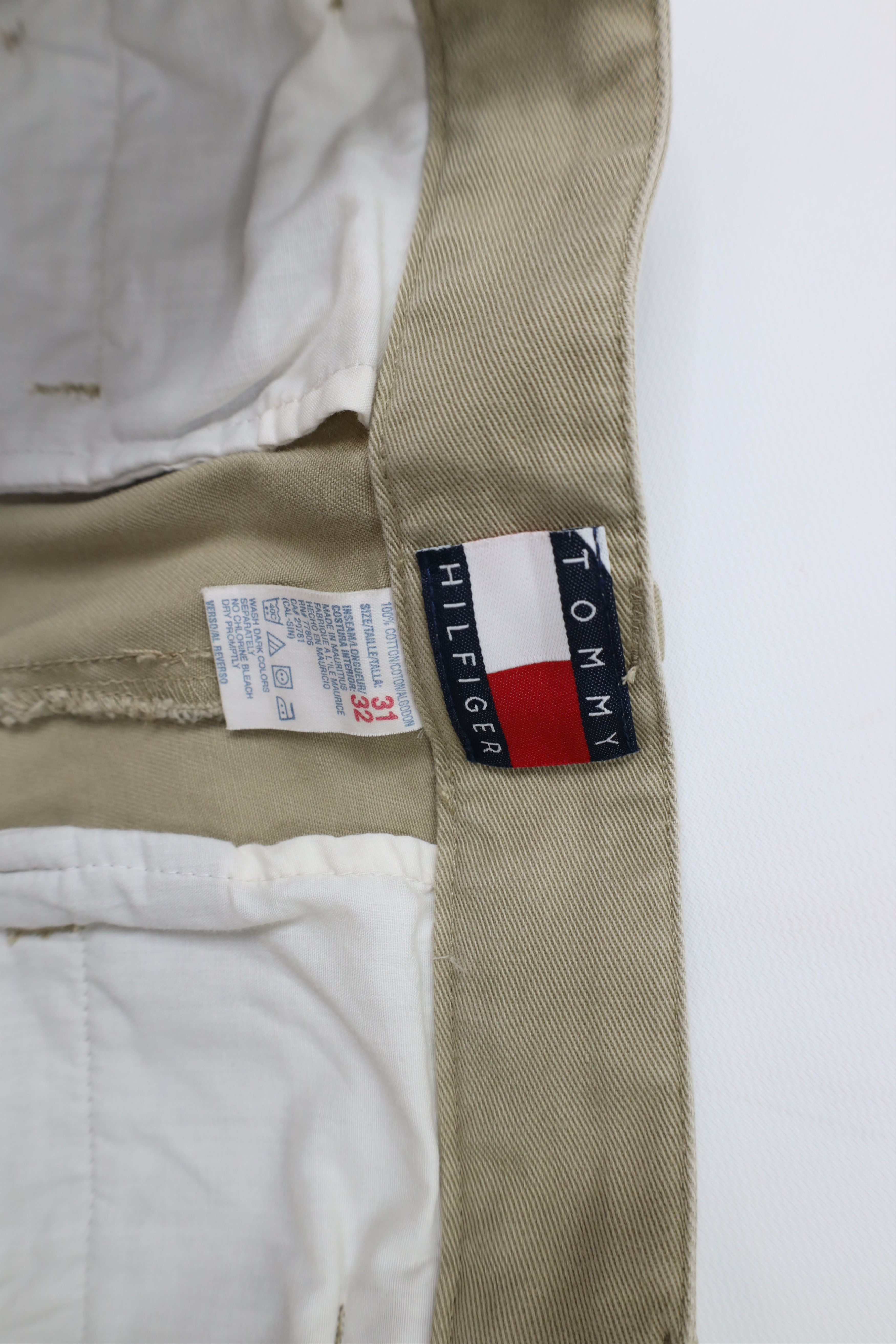 Tommy Hilfiger Vintage 90s Tommy Hilfiger Straight Leg Chino Pants Cotton Size US 31 - 9 Thumbnail
