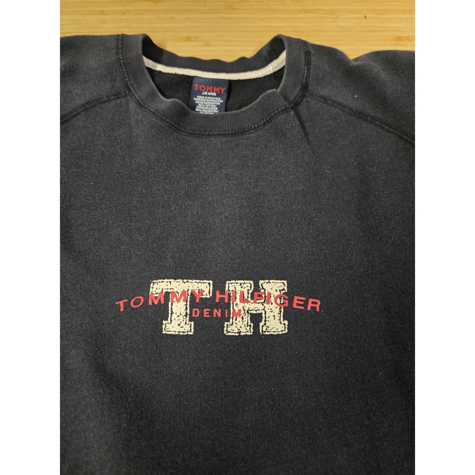 Tommy Hilfiger Tommy Jeans Sweatshirt Mens XL Navy Crewneck TH Logo Fleece Tommy Hilfiger Denim Pullover Graphic Print Raglan Cuffs Hem Size US XL / EU 56 / 4 - 4 Thumbnail