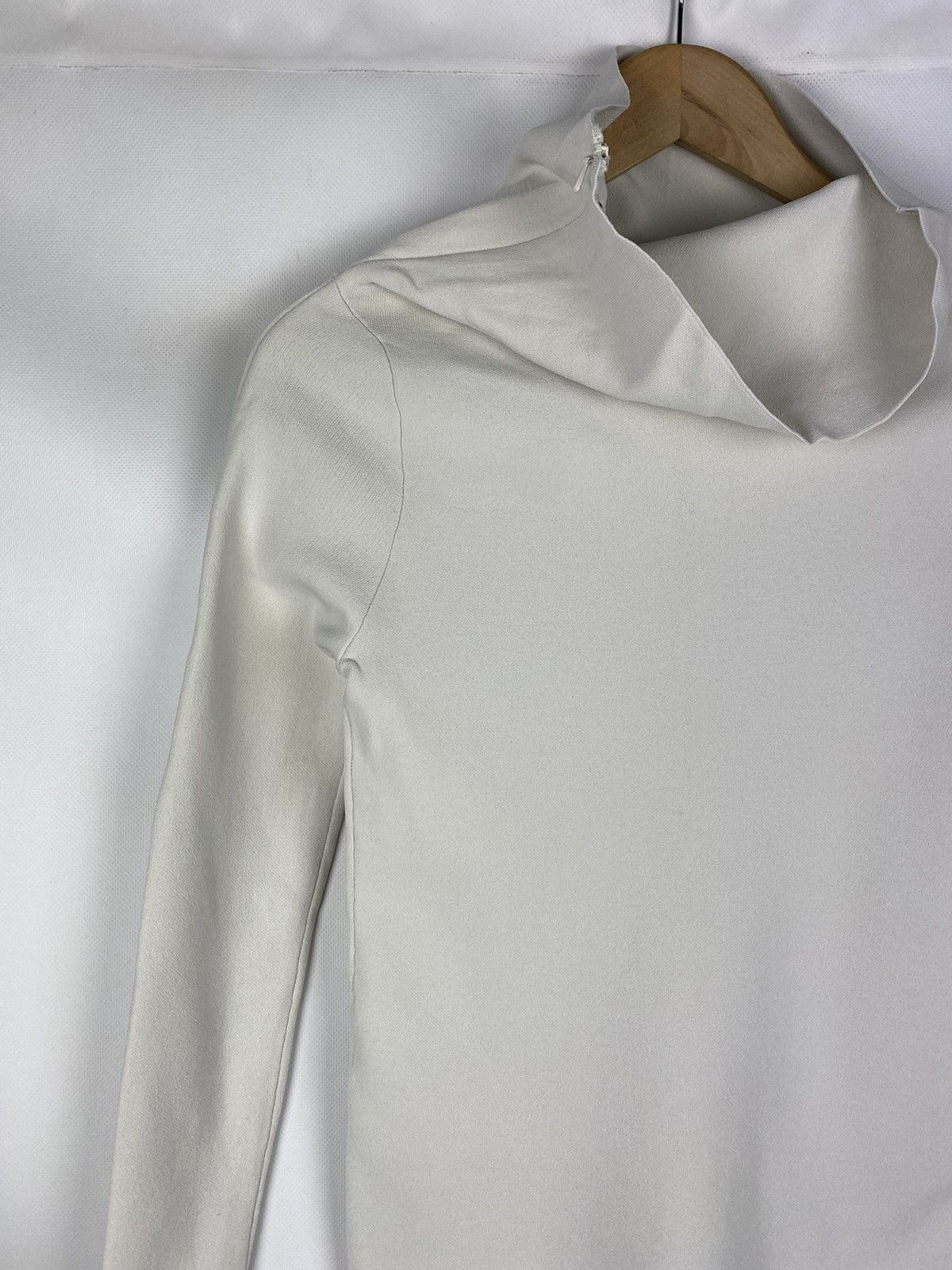 Acne Studios Acne Studios Penelope PSS15 viscose high neck sweater Size S / US 4 / IT 40 - 6 Thumbnail