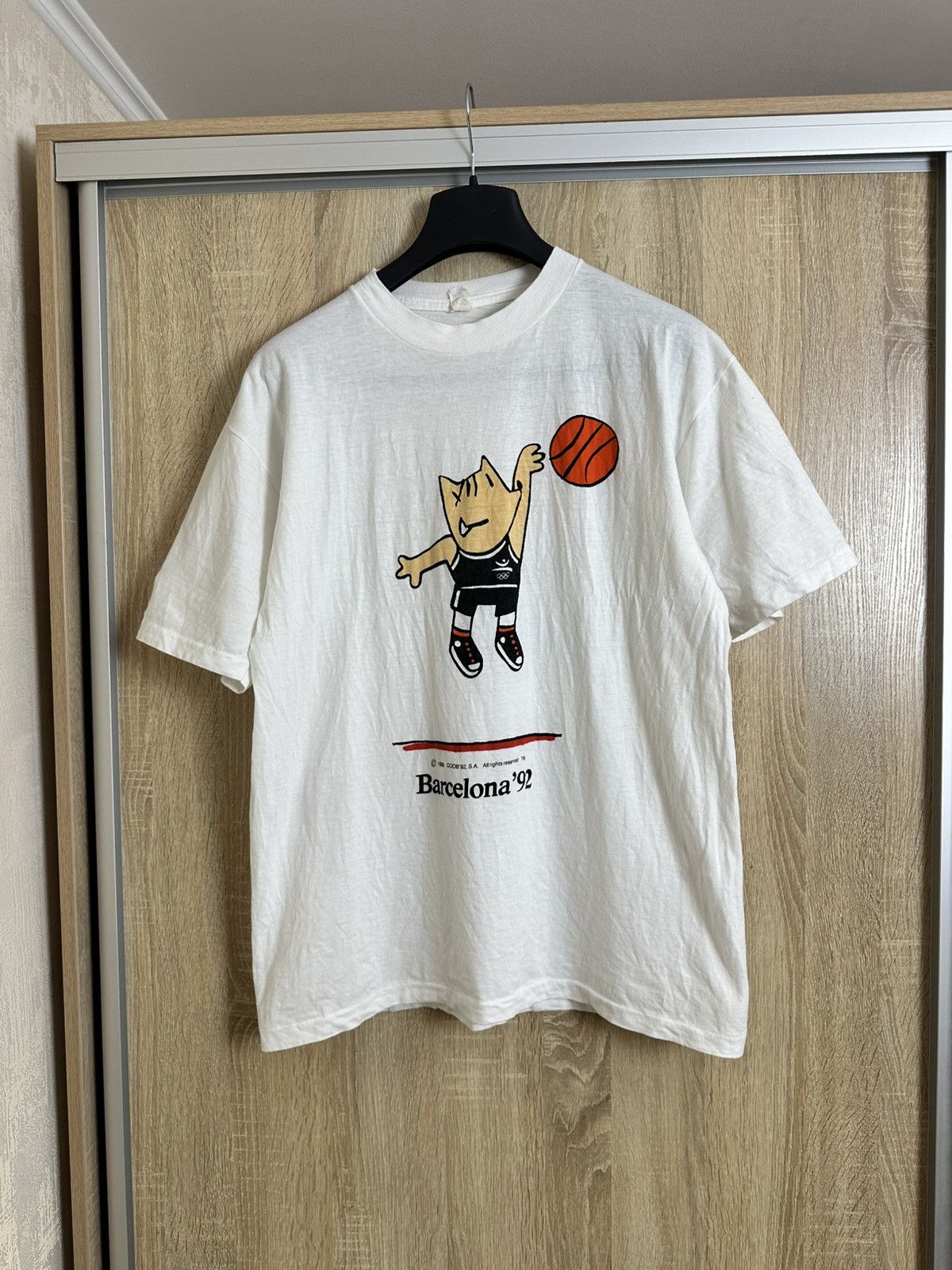 USA Olympics 🔥 1992 RARE Kobi Olympic Games Barcelona Basketball T Shirt Size US XL / EU 56 / 4 - 1 Thumbnail