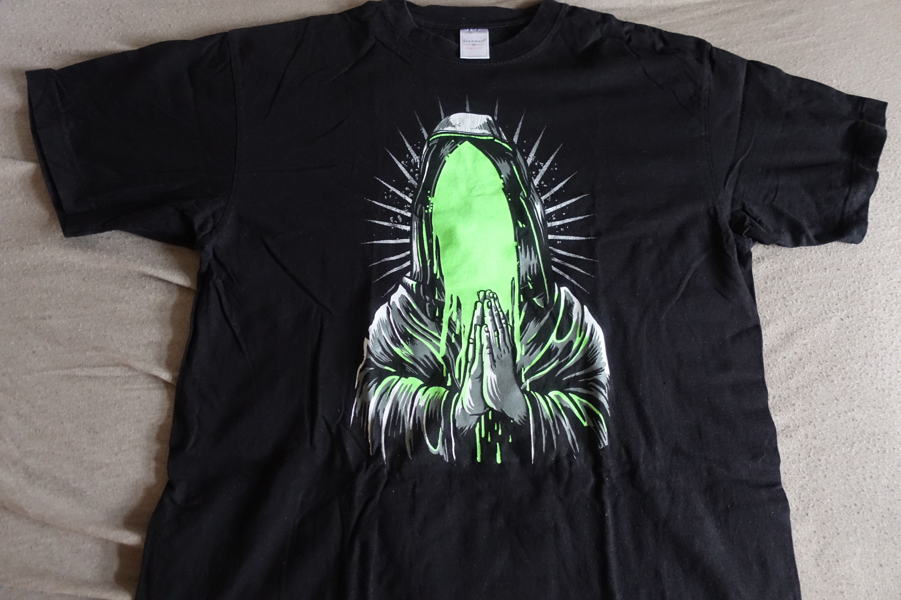 Band Tees Slime Prayer Holy Mary T-Shirt Streetwear Gothic Metal Size US XL / EU 56 / 4 - 1 Thumbnail