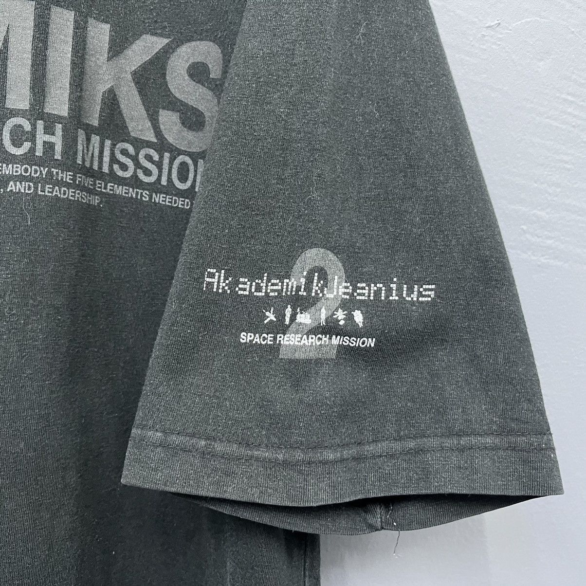 Akademiks Akademiks Astronaut T-Shirt Size US XL / EU 56 / 4 - 7 Thumbnail