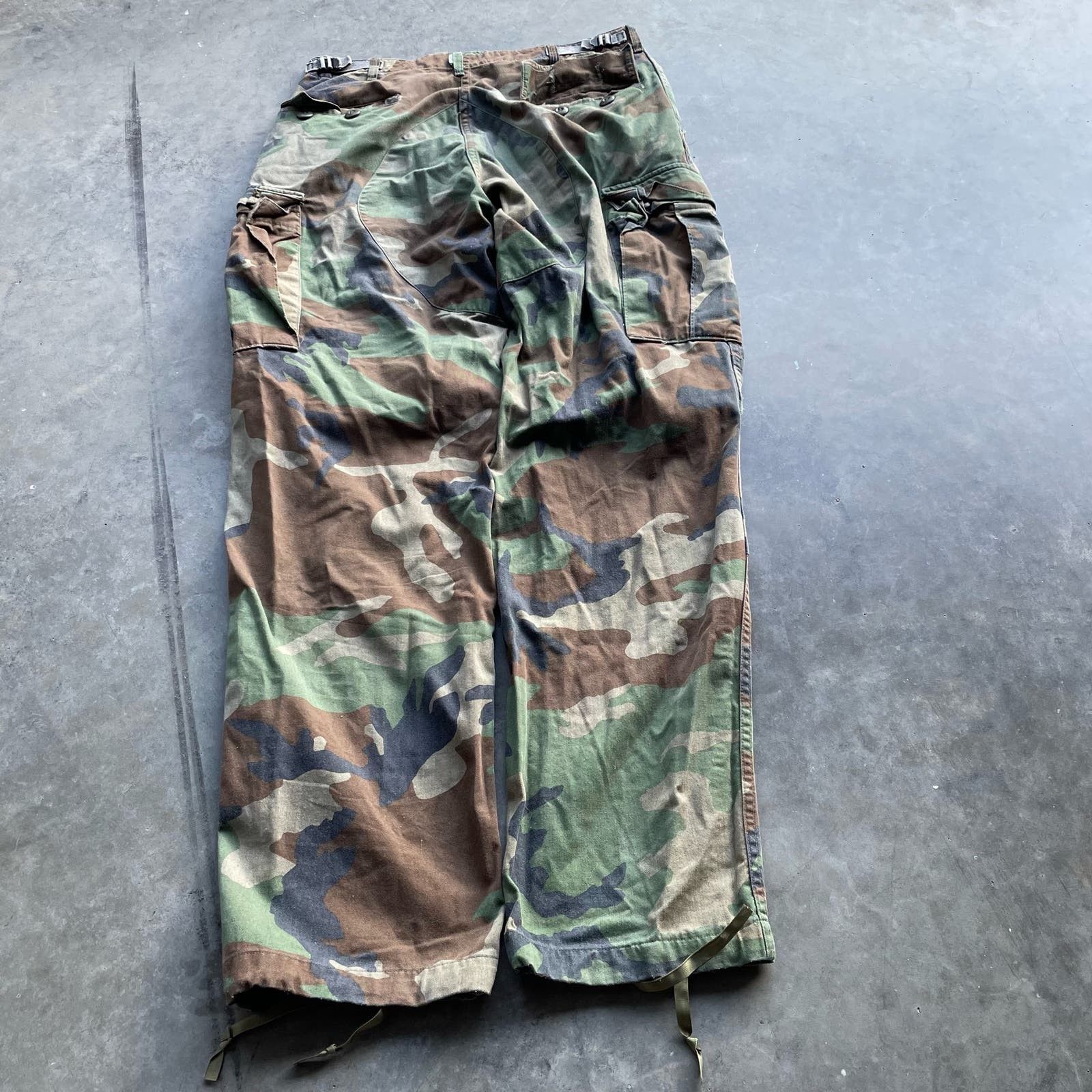 Vintage VINTAGY BAGGY CAMO MILITARY CARGO PARACHUTE PANTS 32X32 Size US 32 / EU 48 - 3 Thumbnail