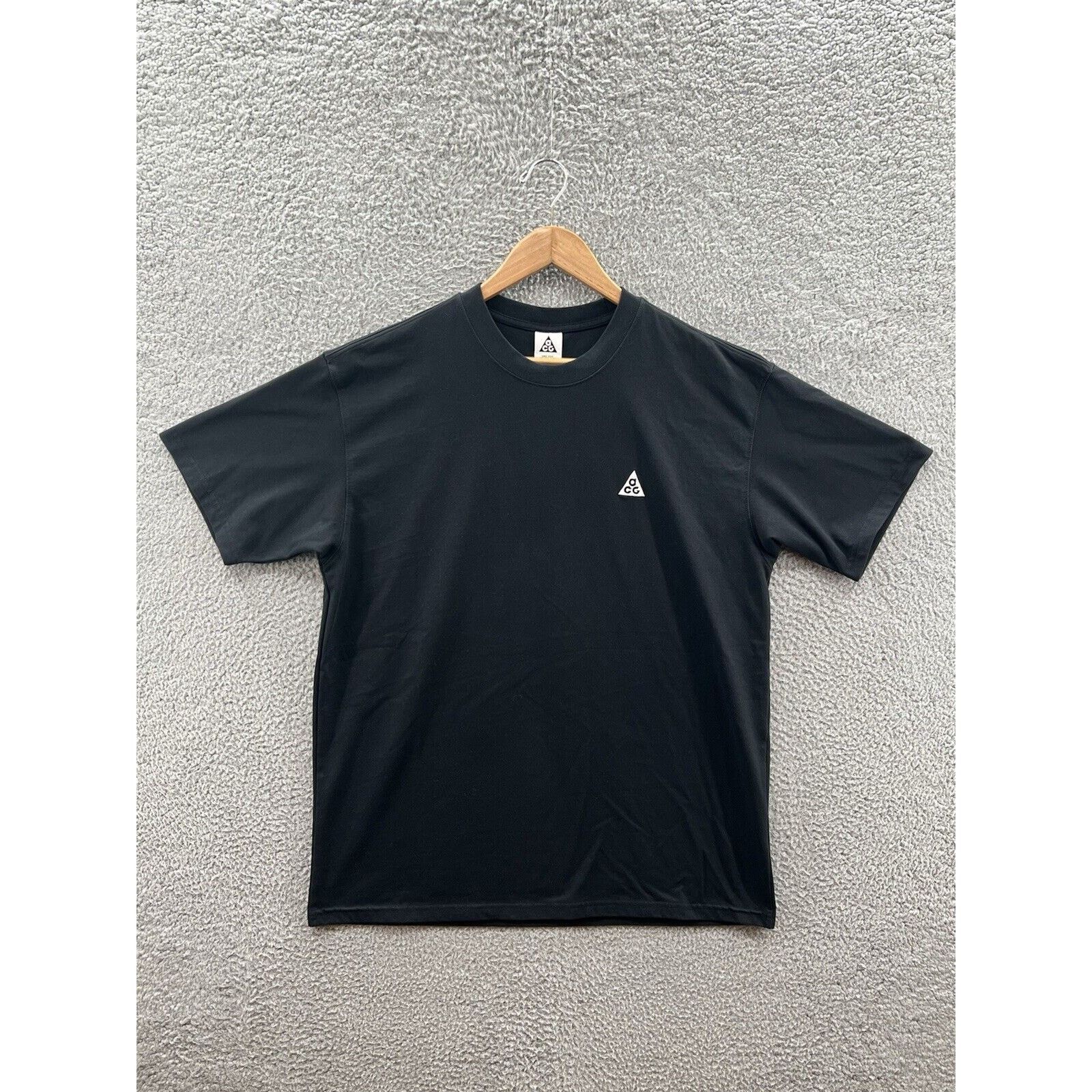 Nike Nike Men's ACG T-Shirt DJ3642-010 Black/White Size Large Size US L / EU 52-54 / 3 - 1 Thumbnail