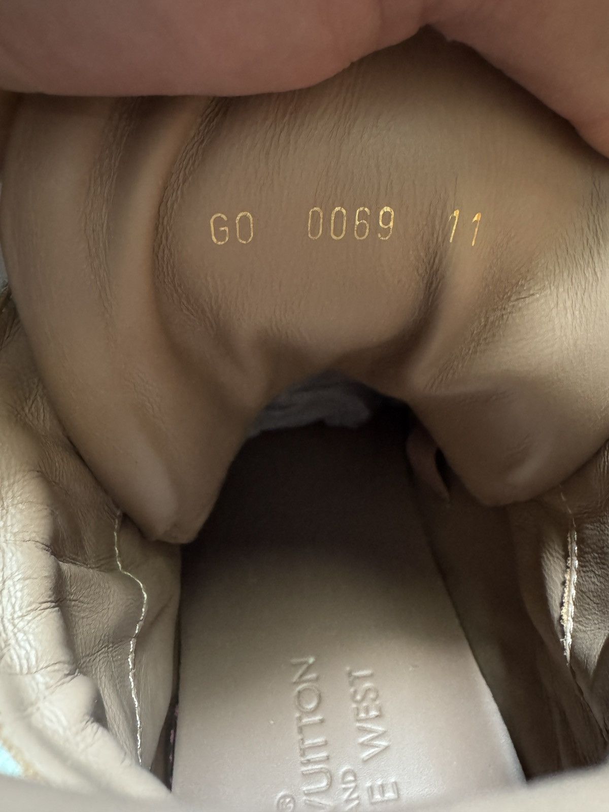 Kanye West × Louis Vuitton Louis Vuitton x Jasper Kanye West size 12 Yeezy Size US 12 / EU 45 - 10 Thumbnail