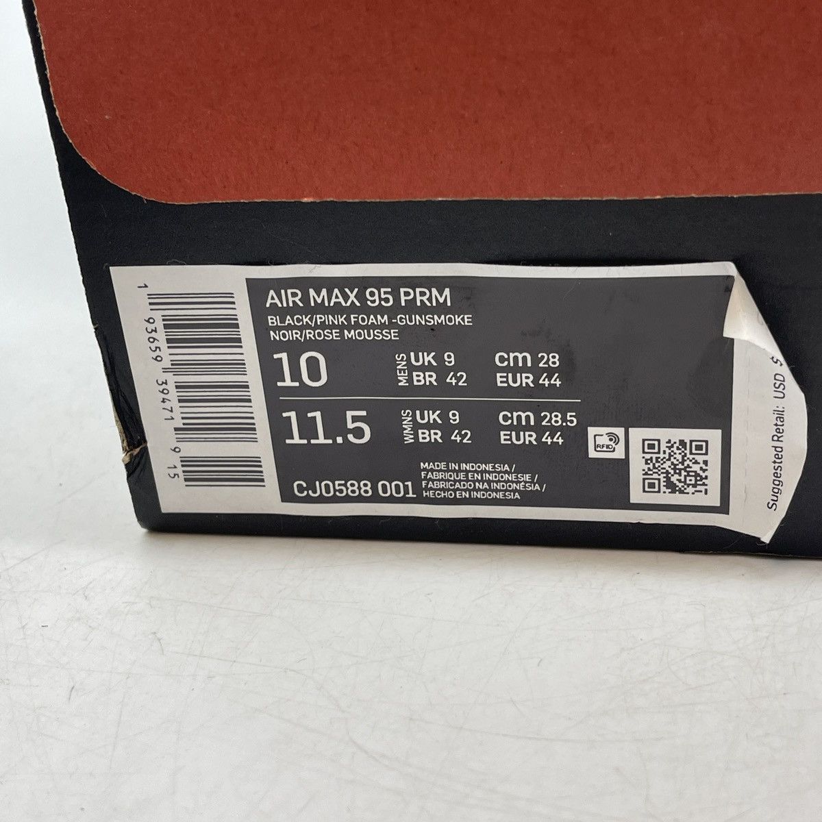 Nike Air max 95 pink foam Size US 10 / EU 43 - 9 Thumbnail