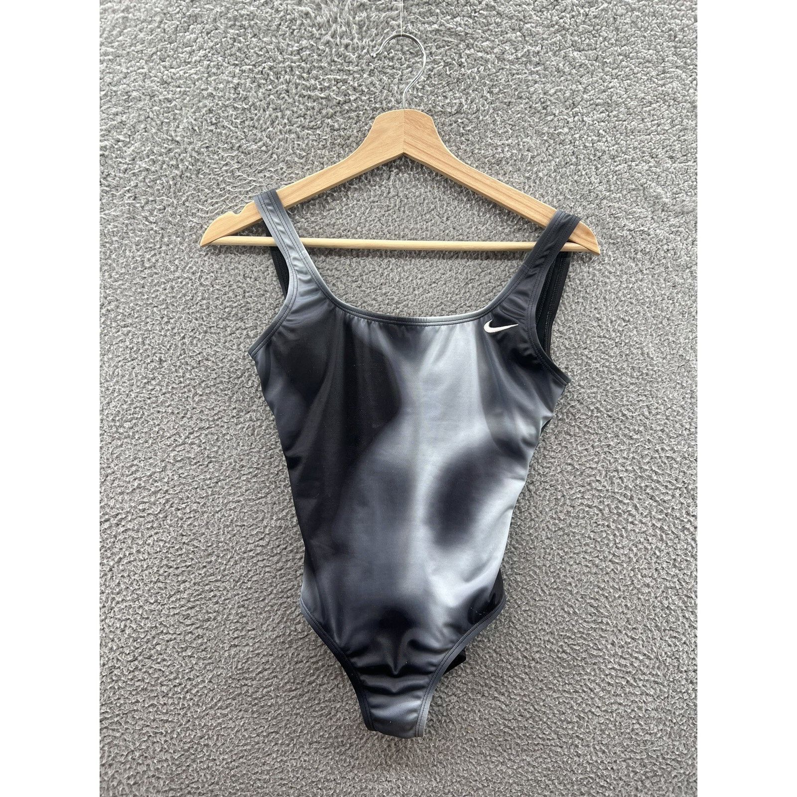 Nike Nike Spectrum U-Back One Piece Swimsuit Women Size Small Size S / US 4 / IT 40 - 1 Thumbnail