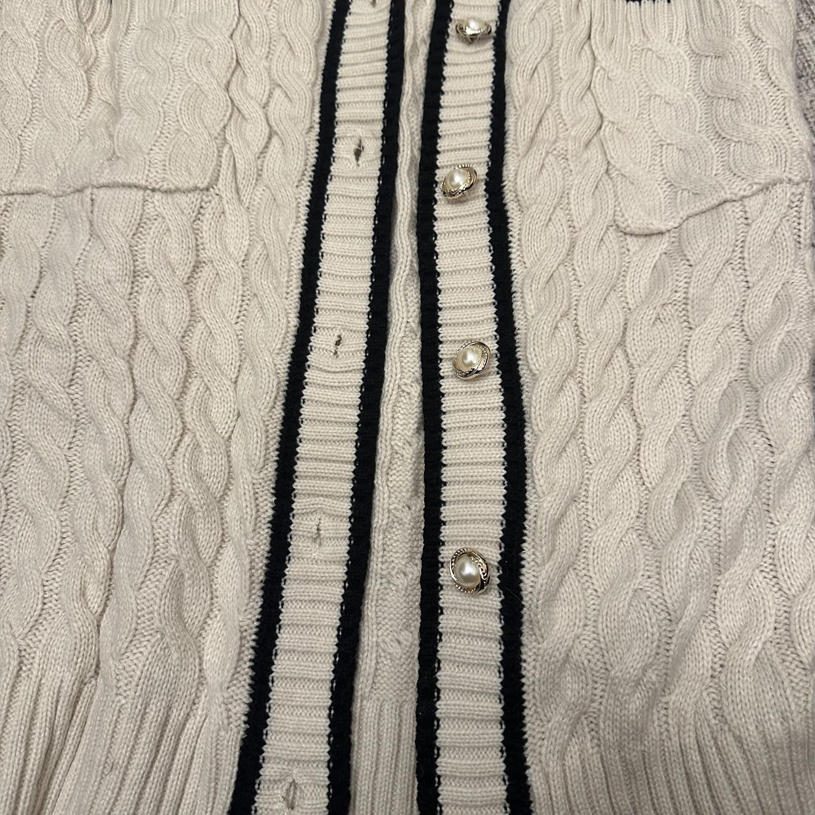 Tom Ford FORE XL Cream Cable Knit Cardigan with Black Trim Size XL / US 12-14 / IT 48-50 - 2 Thumbnail
