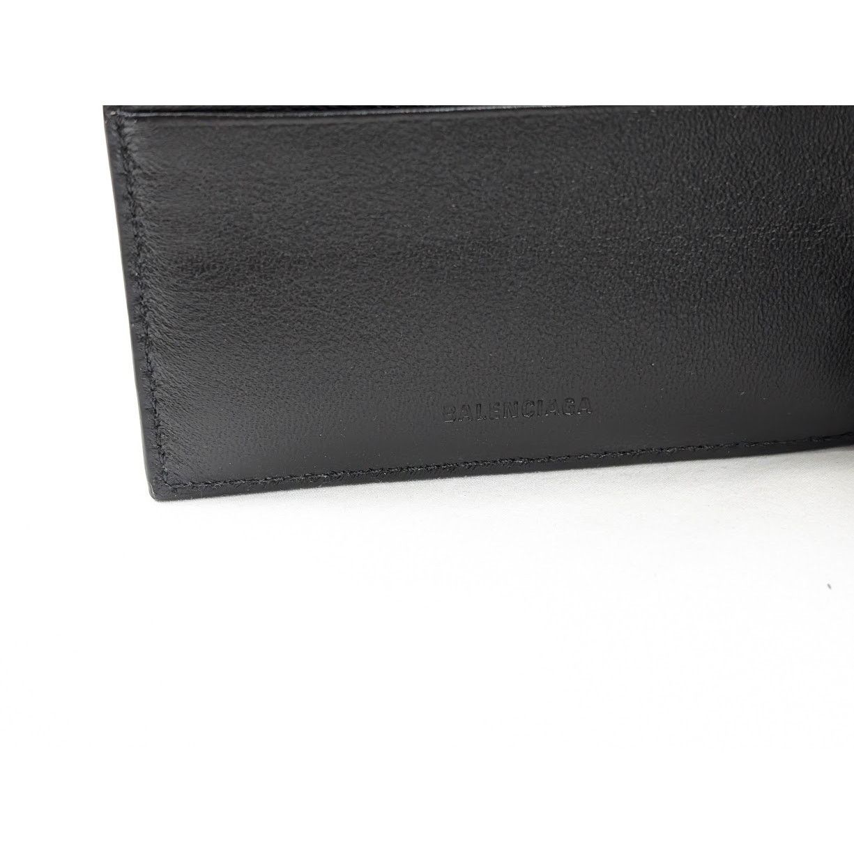 Balenciaga o1rshd1 Size: OS / Camo Logo Wallet in Multicolor Size ONE SIZE - 10 Thumbnail