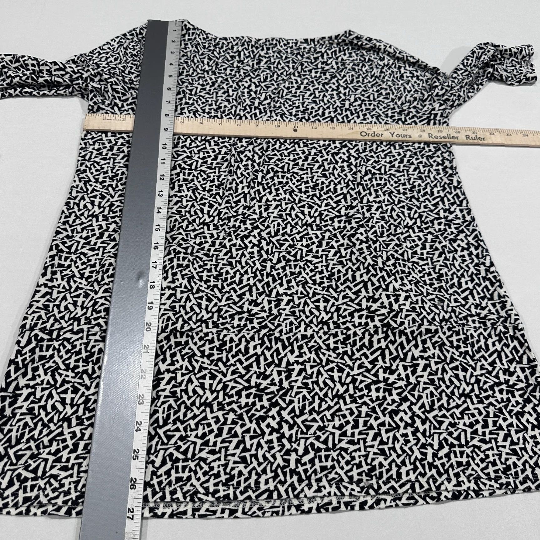 J. Jill J. Jill Shirt Womens M Black White Geometric Print Tunic 3/4 Sleeve Front Pockets Blouse Dressy Casual Office Navy Black Womens M Size M / US 6-8 / IT 42-44 - 6 Thumbnail