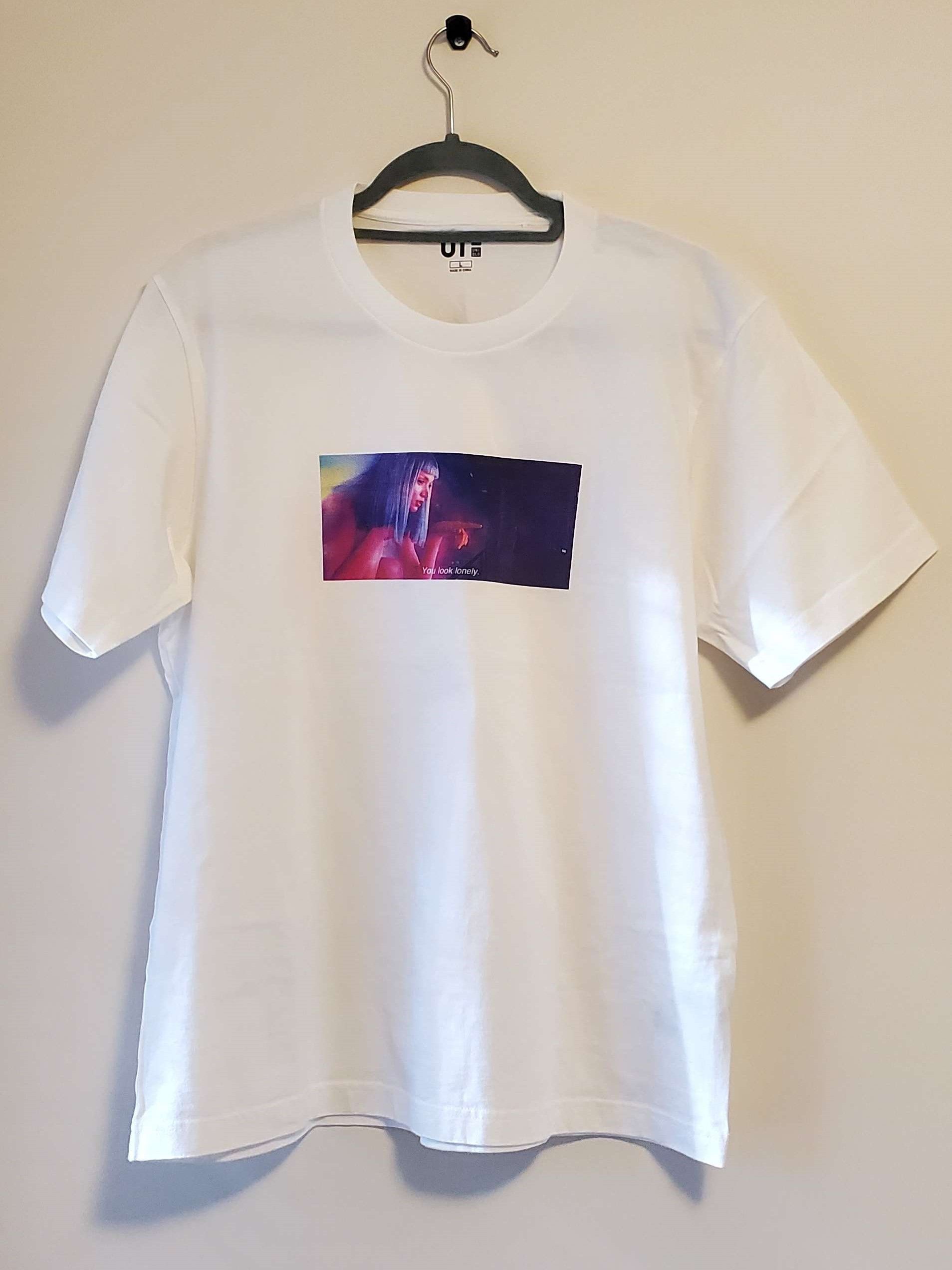 Uniqlo Uniqlo x Blade Runner 2049 Size US L / EU 52-54 / 3 - 1 Thumbnail