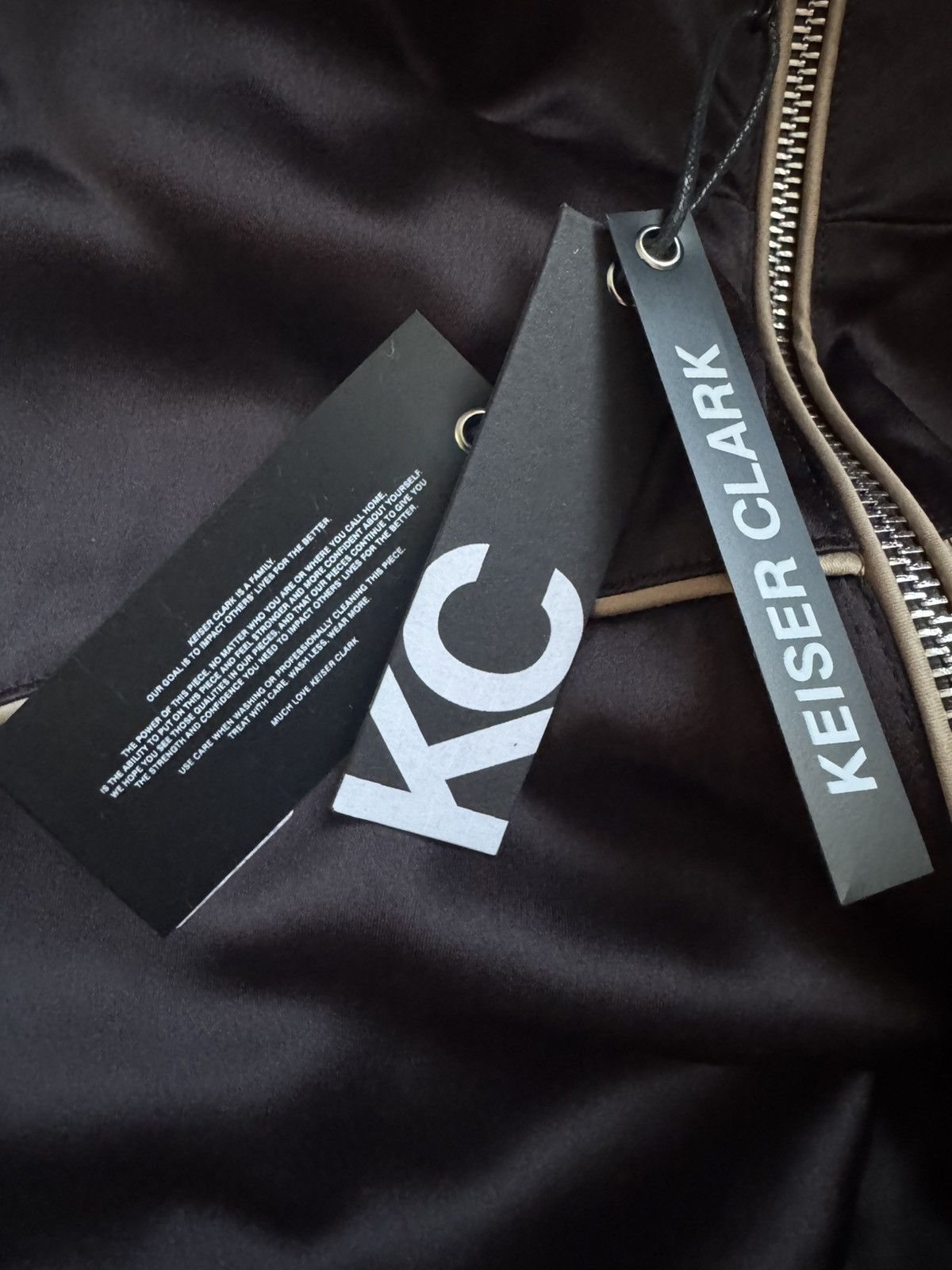 Keiser Clark KEISER CLARK jacket SIZES IN PHOTOS SHOWN BY TAPE MEASURE Size US M / EU 48-50 / 2 - 10 Thumbnail