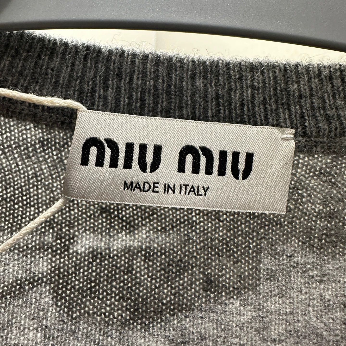 Miu Miu MIU MIU women's may508 quilted logo cashmere vest 40 Size S / US 4 / IT 40 - 3 Thumbnail