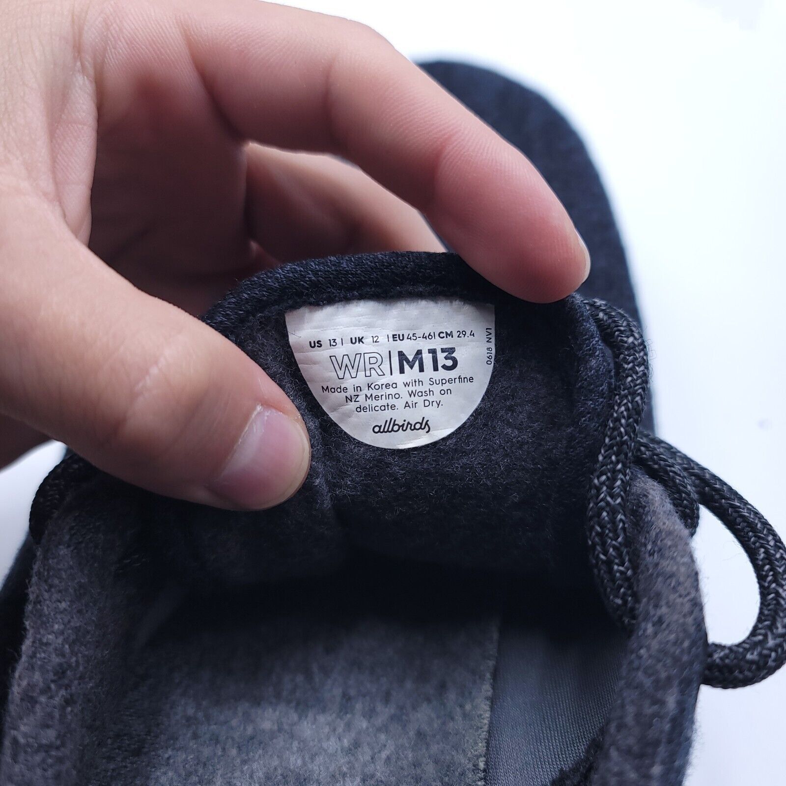 Allbirds Allbirds Wool Runner Athletic Shoe Mens Size 13 Black White Size US 13 / EU 46 - 10 Thumbnail