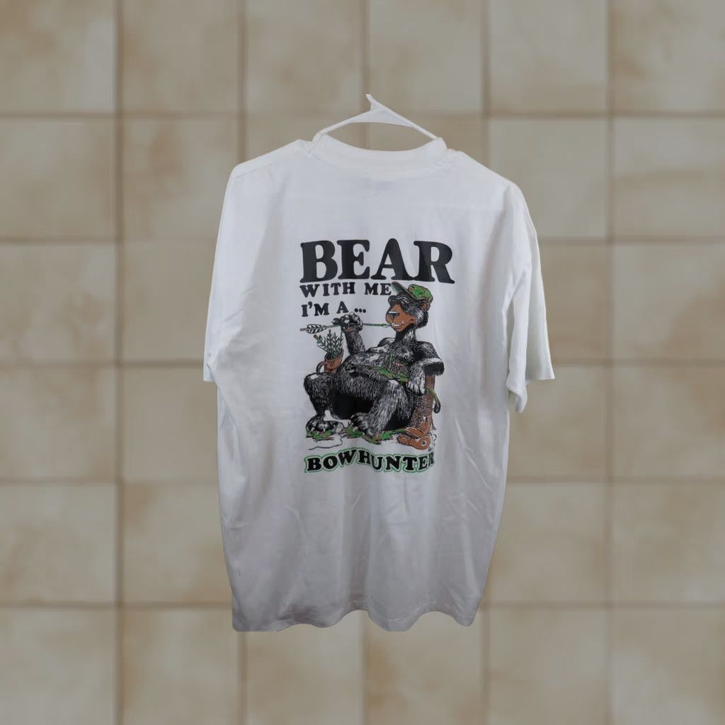 Hanes Vintage Hanes Bear With Me I'm a Bowhunter hunting funny USA T-Shirt XL Fifty Size US XL / EU 56 / 4 - 1 Thumbnail