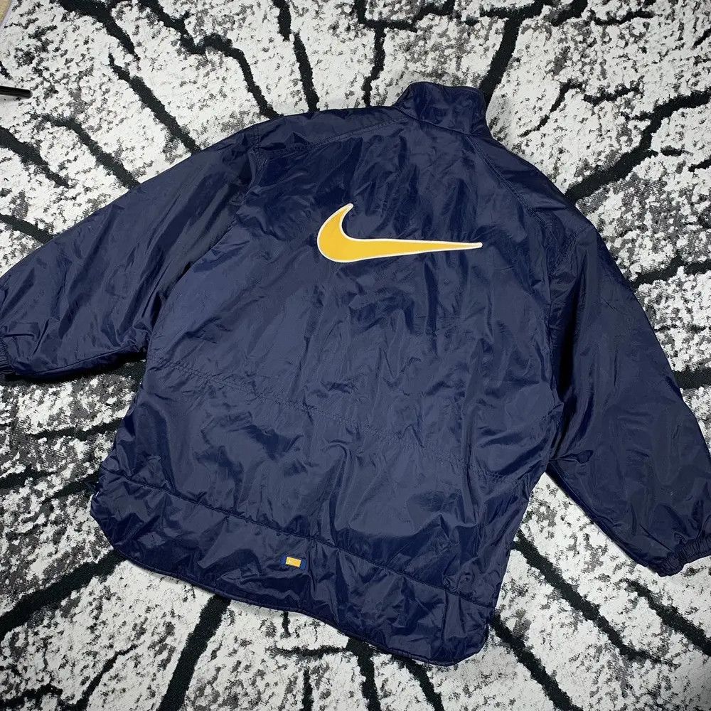 Nike × Vintage VINTAGE 90S NIKE CENTER SWOOSH SPELLOUT BIG LOGO JACKET Size US XL / EU 56 / 4 - 2 Thumbnail