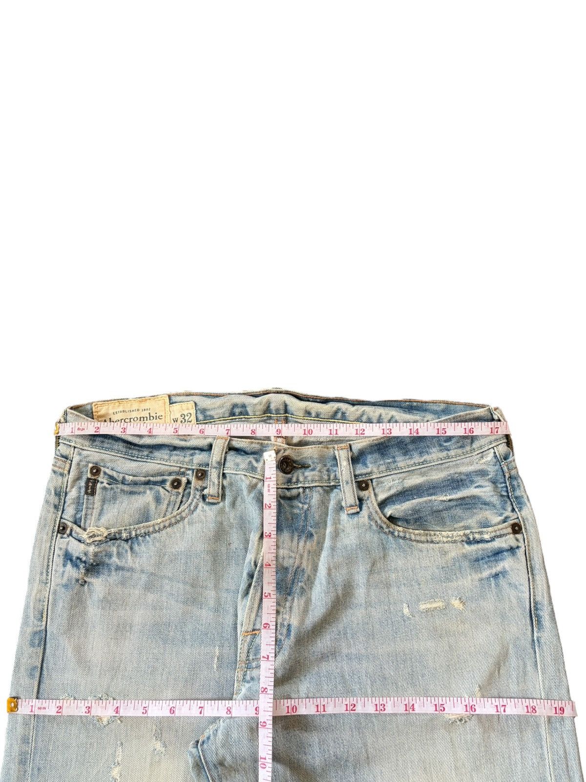 Abercrombie & Fitch Vintage Abercrombie Faded Wash Distressed Flare Jeans Size US 35 - 6 Thumbnail