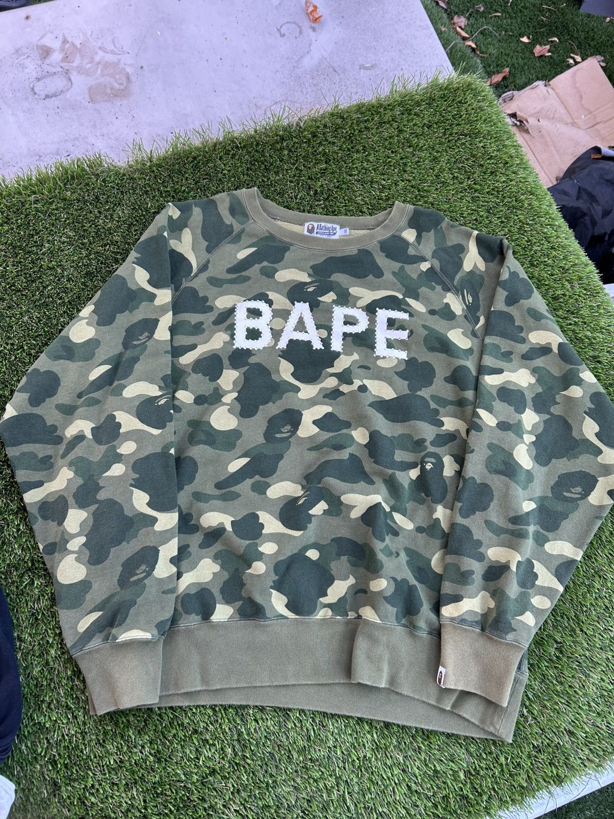 Bape × Swarovski BAPE Swarovski Spellout ABC Green Camo Crewneck Sweatshirt Size US XXL / EU 58 / 5 - 2 Thumbnail