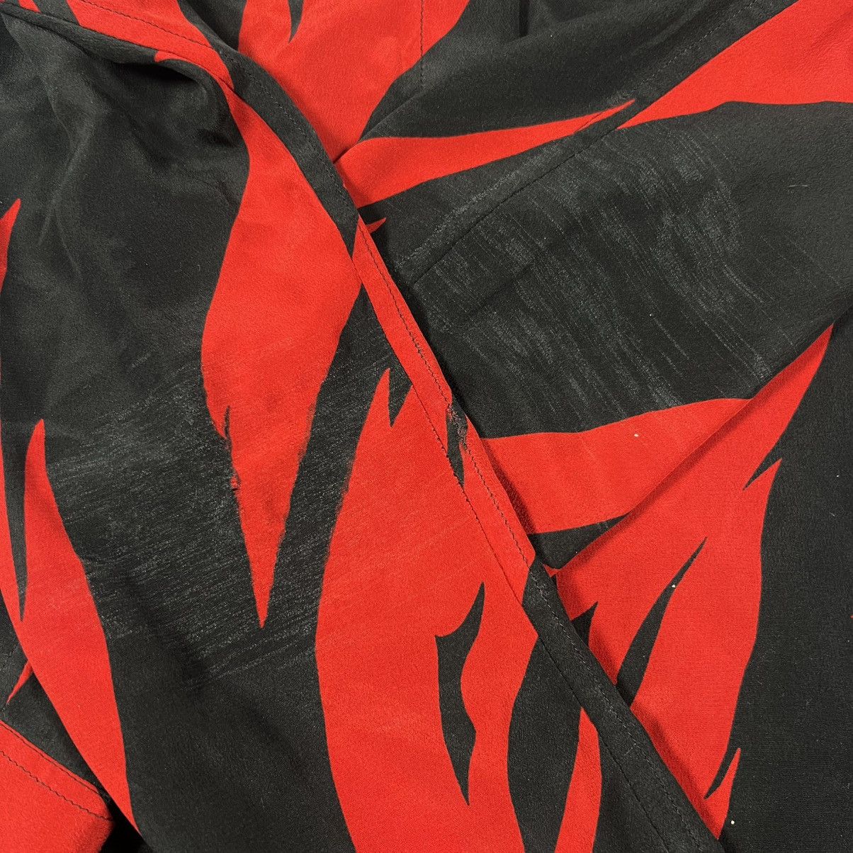 Saint Laurent Paris |[ SS17 Saint Laurent “Red Flame” Button Up Silk Shirt ]| Size US S / EU 44-46 / 1 - 6 Thumbnail