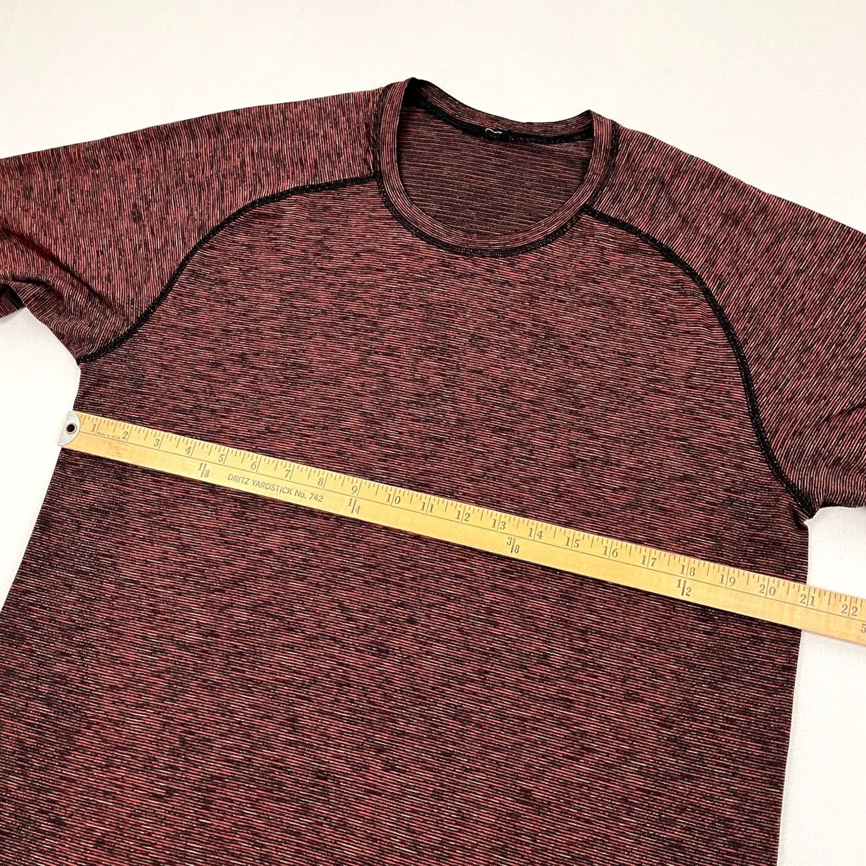 Lululemon Lululemon Metal Vent Tech Shirt Mens L Red Multi Active Workout Running Preppy Size US L / EU 52-54 / 3 - 5 Thumbnail