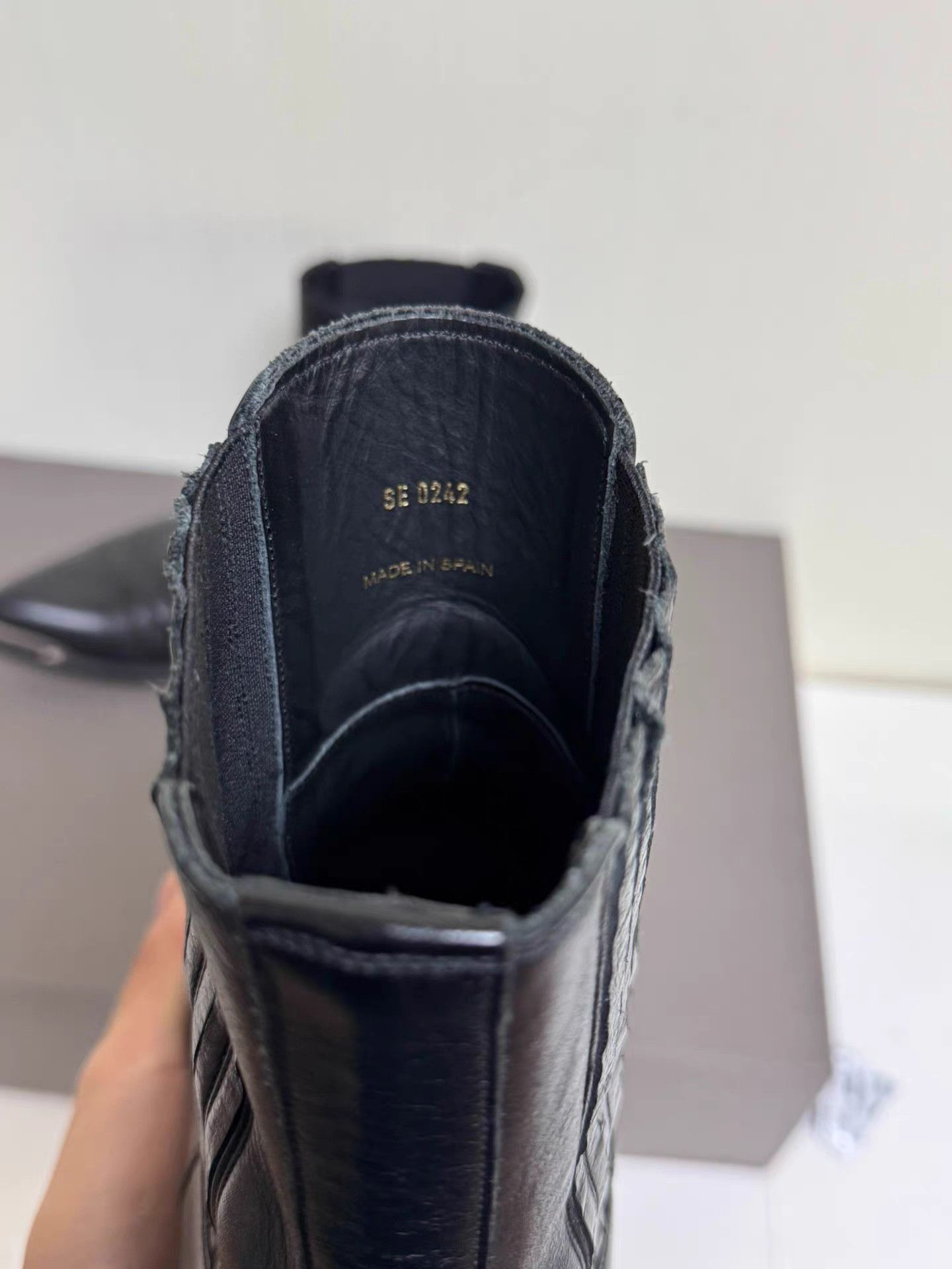 Celine Celine Western Boots with Carved Pattern & Steel Toe。 Q8 Size US 11 / EU 44 - 3 Thumbnail