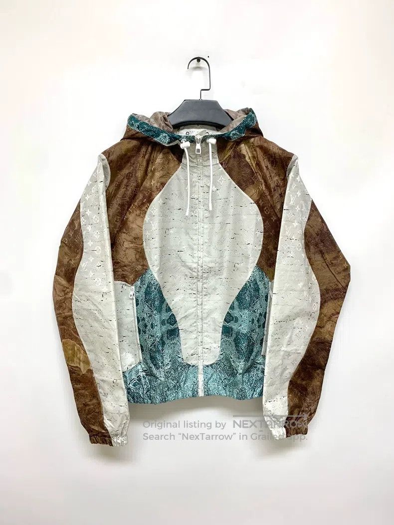 Louis Vuitton Louis Vuitton Marble full logo assault jacket Size US S / EU 44-46 / 1 - 1 Thumbnail