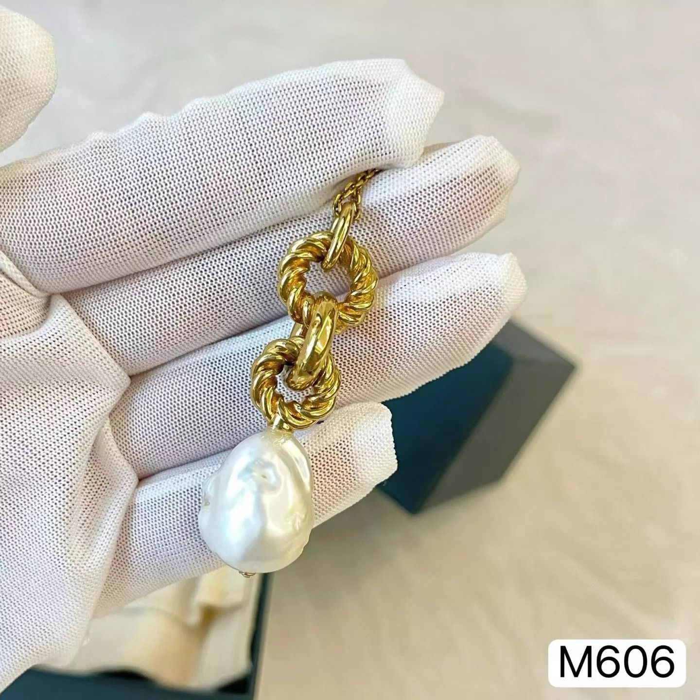 Mulberry mulberry rare pearl necklace new adj 46-51cm w/box dustbag Size ONE SIZE - 2 Thumbnail