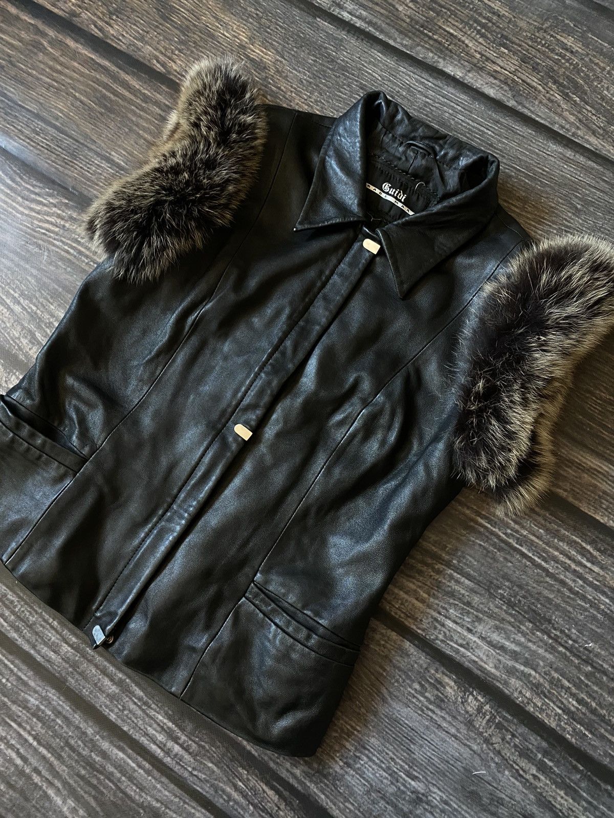 Leather VIntage Leather Fur Vest Size M / US 6-8 / IT 42-44 - 2 Thumbnail