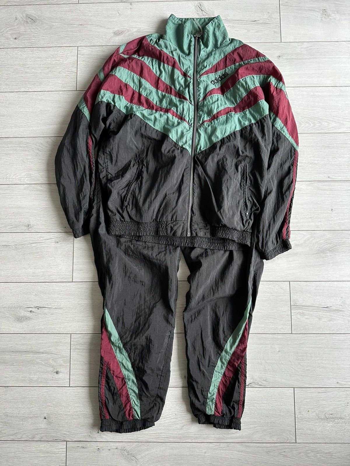 Adidas × Vintage Sports suit adidas Size US L / EU 52-54 / 3 - 1 Thumbnail