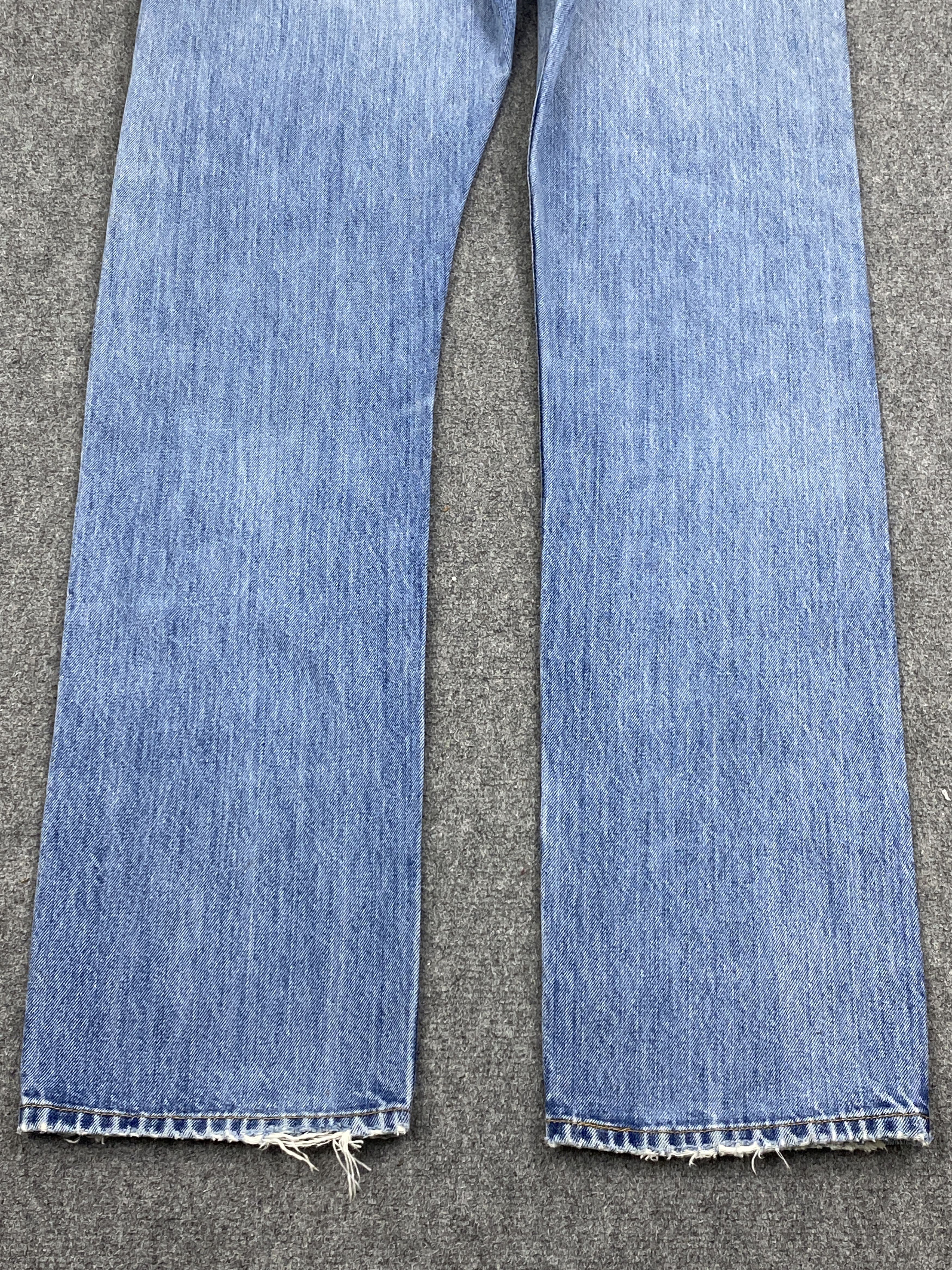Levi's × Vintage Vintage Levis 501 Distressed Blue Denim Jeans DP2816 Size US 35 - 23 Thumbnail