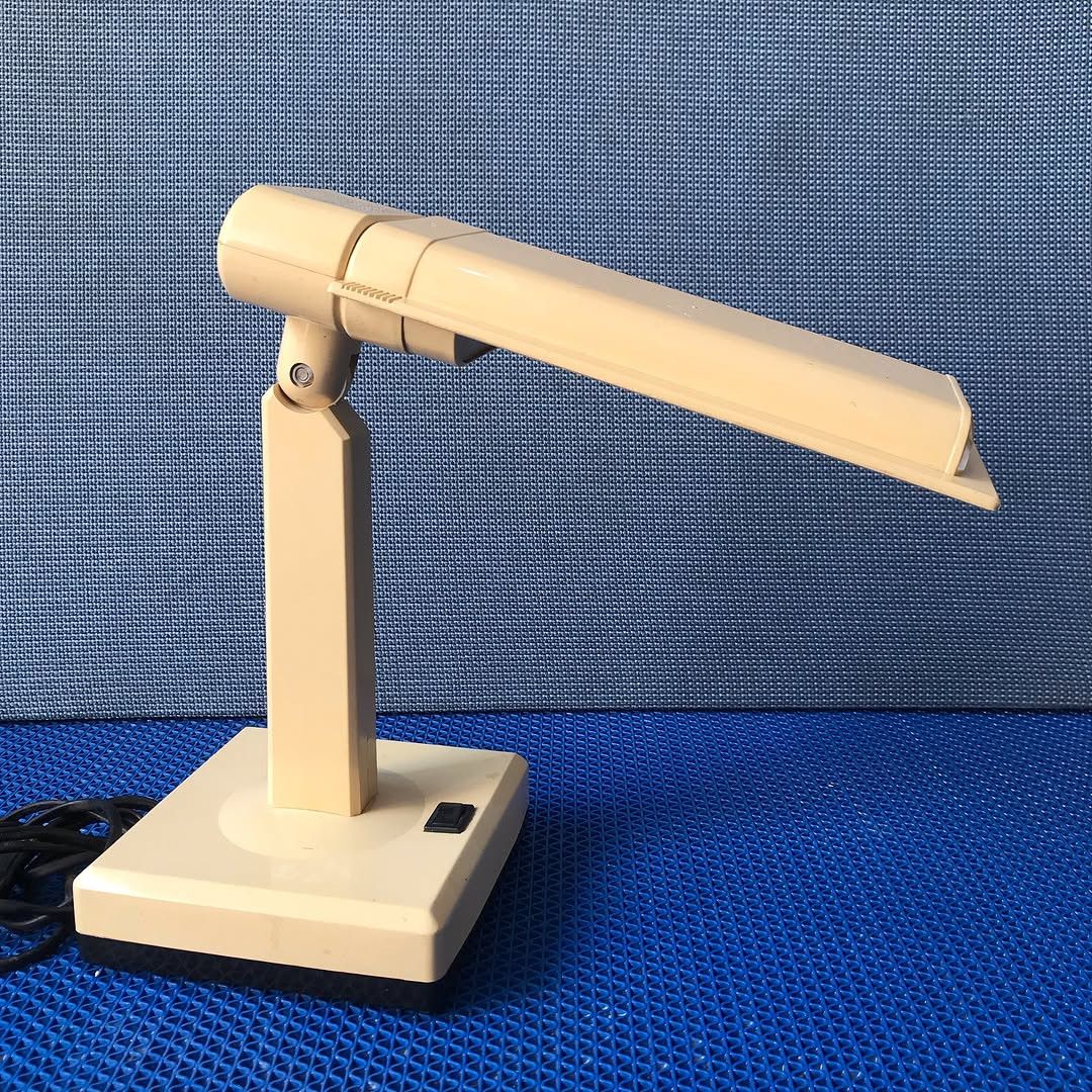 Vintage Vintage space age desk lamp midcentury atomic spaceage Size ONE SIZE - 1 Thumbnail
