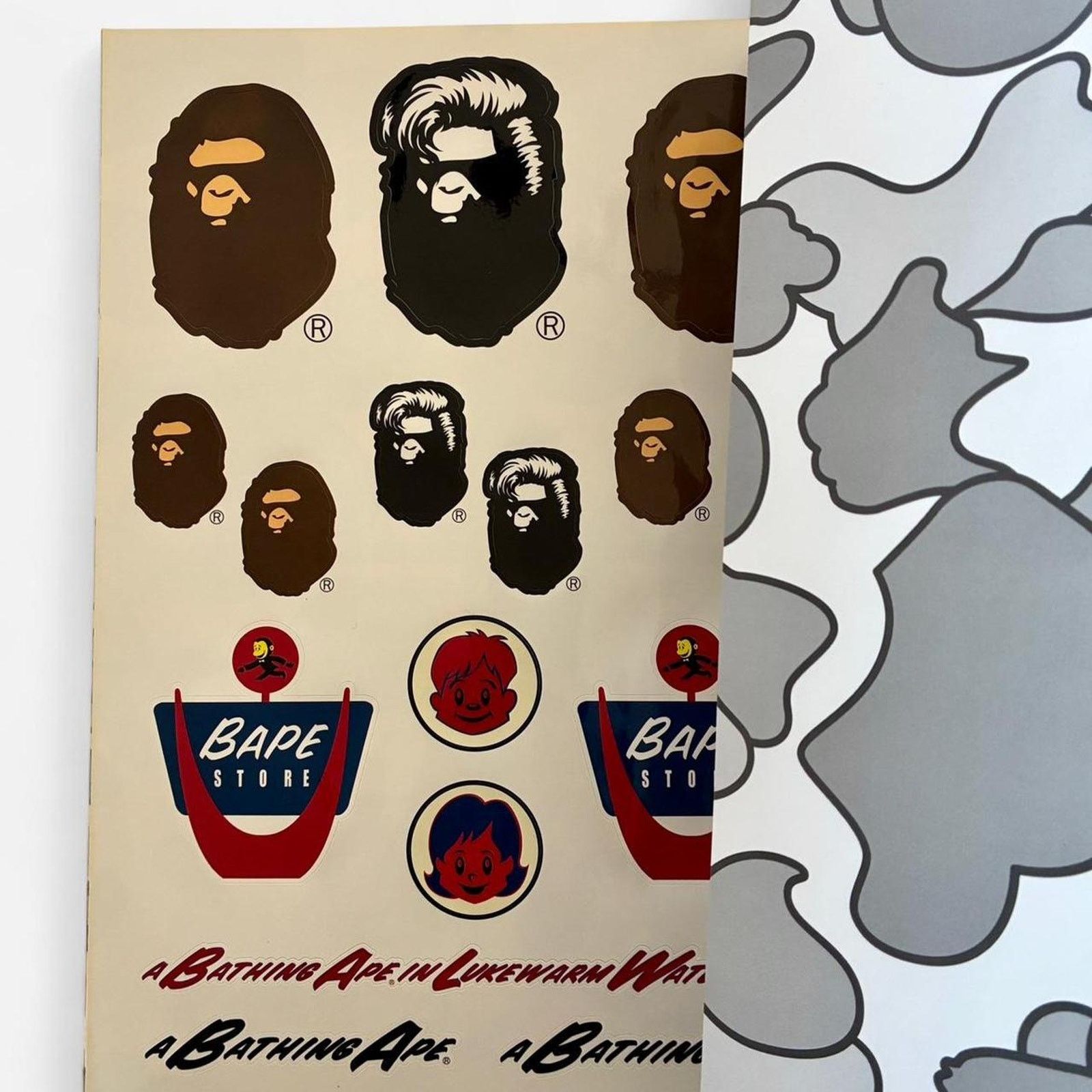 Bape BAPE A bathing Ape 2008 S/ S Collection fashion magazine Size ONE SIZE - 2 Thumbnail