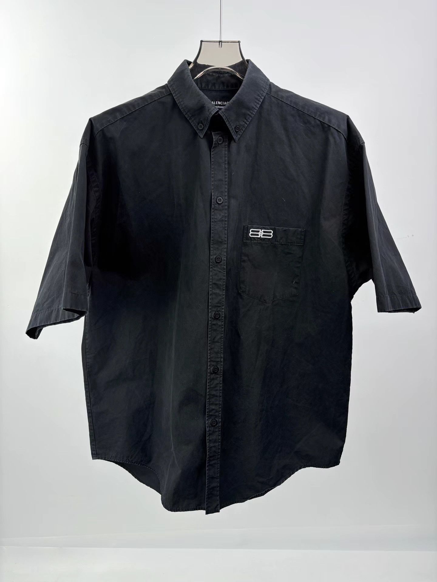 Balenciaga BALENCIAGA Batwing Short Sleeve Shirt Size US XS / EU 42 / 0 - 1 Thumbnail