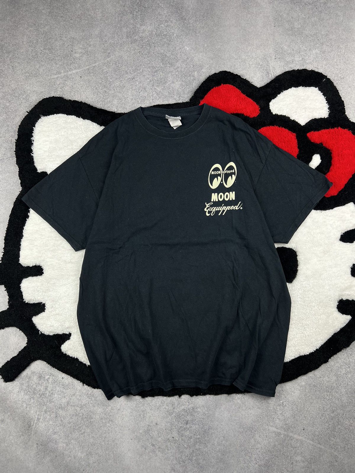 Vintage Vintage 90s Mooneyes Equipped USA Retro Big Logo Y2K Tee Size US XL / EU 56 / 4 - 5 Thumbnail