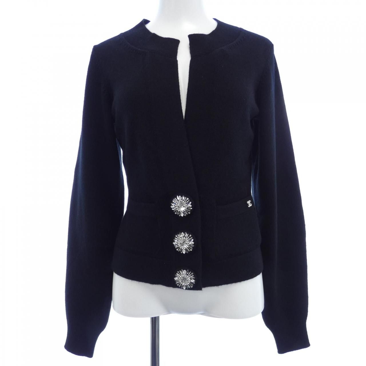 Chanel Chanel Chanel 100 Percent Cashmere Cardigan Textile Tops P72975K10512 DUTY FREE for USA Size ONE SIZE - 1 Thumbnail