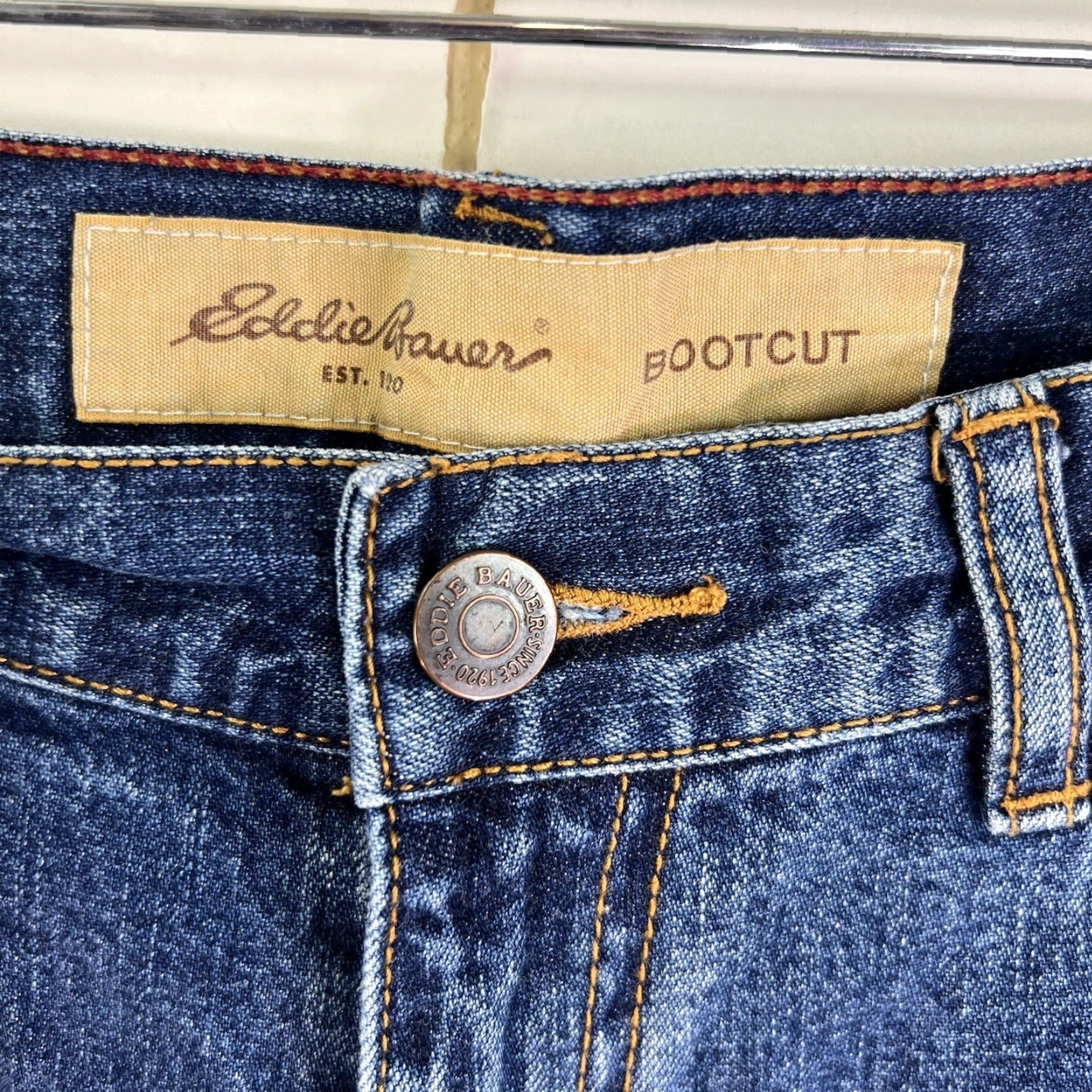 Eddie Bauer Eddie Bauer Jeans Women Reg Fit Straight Leg Denim Size 8 Blue 30X32 Size 30" / US 8 / IT 44 - 5 Thumbnail
