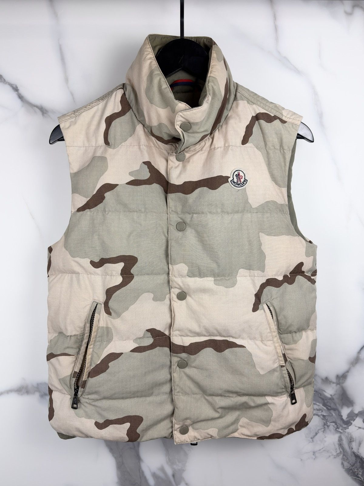Junya Watanabe × Moncler AW06 Junya Watanabe Moncler Patch Camo Down Puffer Vest Size US S / EU 44-46 / 1 - 1 Thumbnail